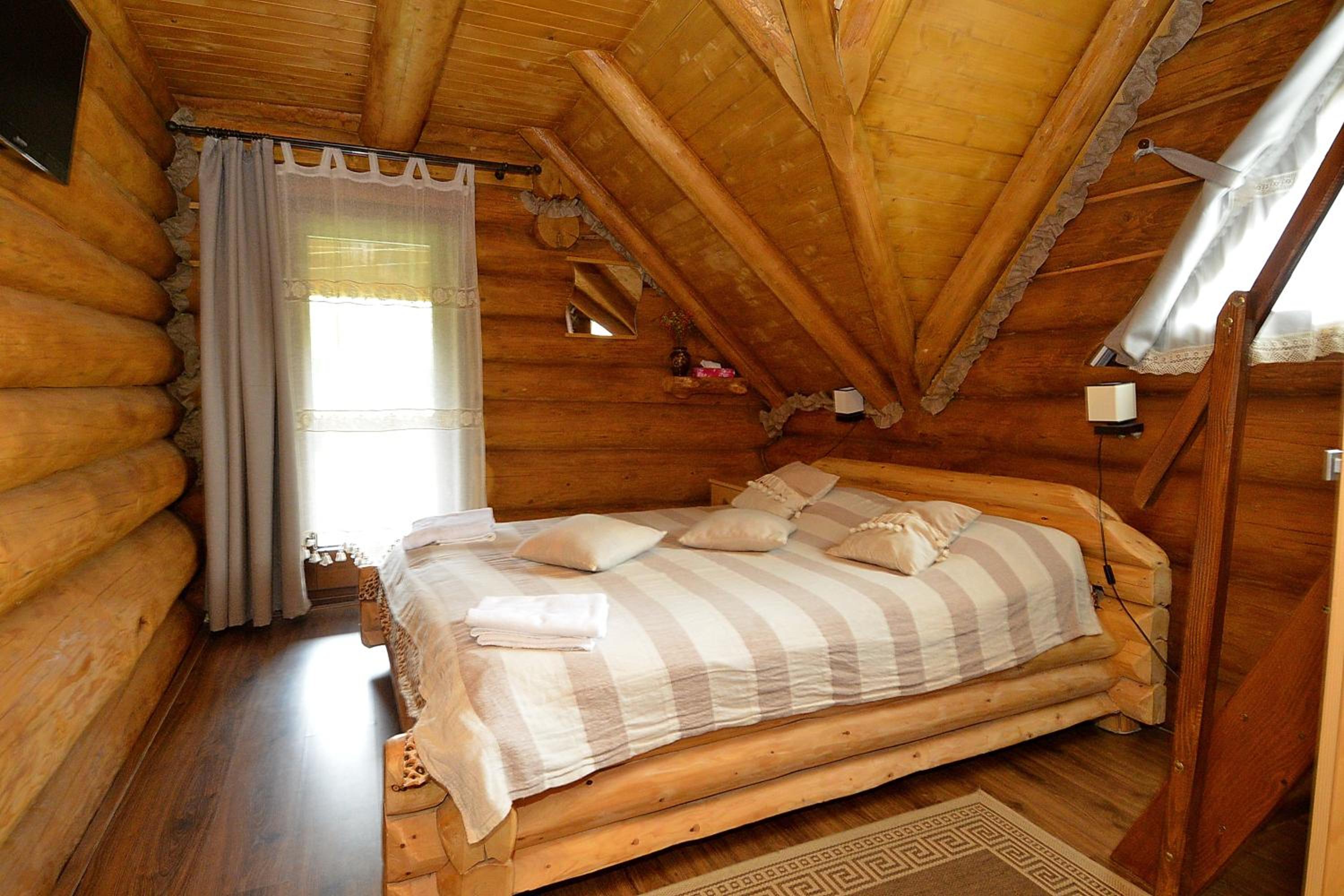 Suite with Balcony - Photo 1