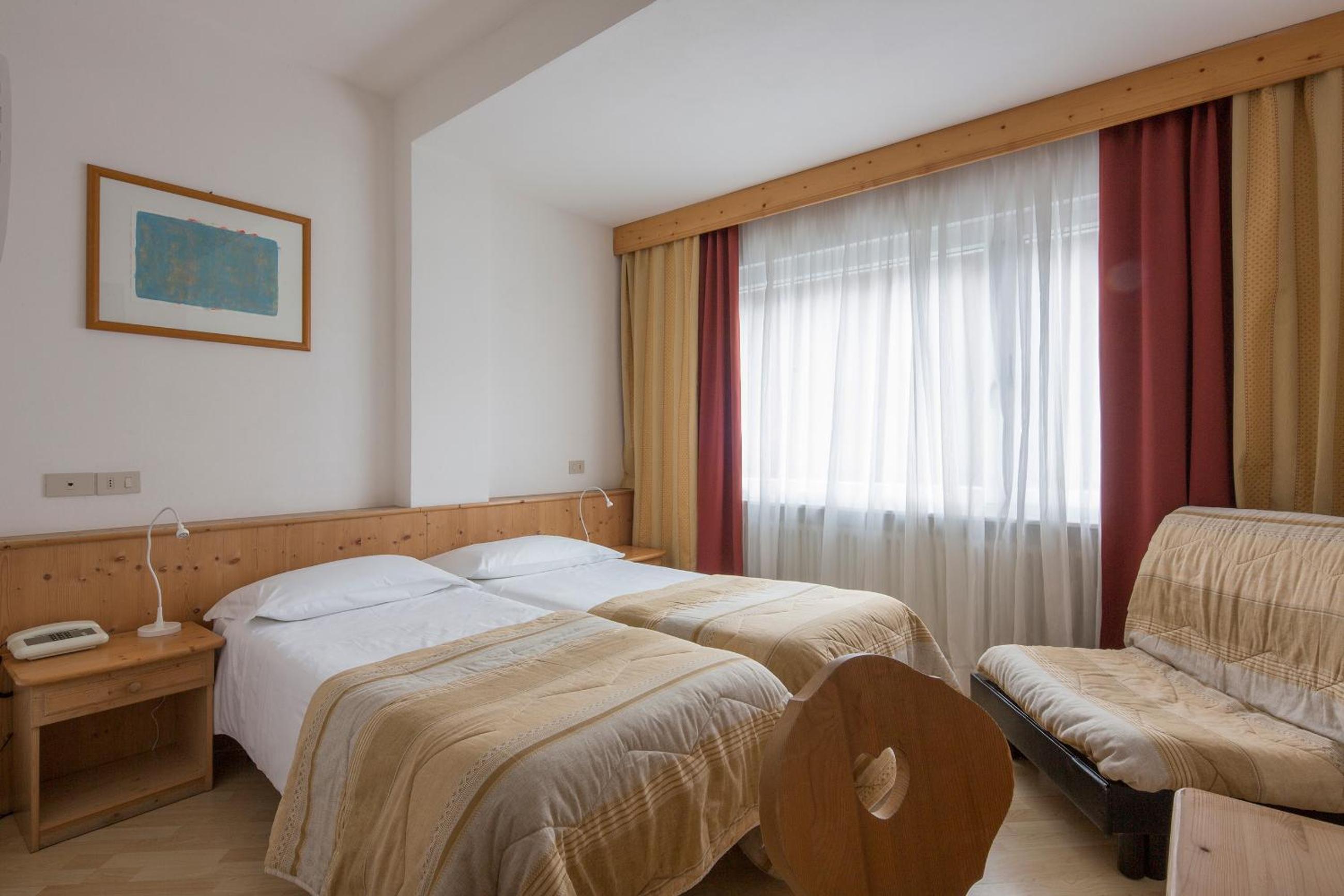 Double or Twin Room photo 3