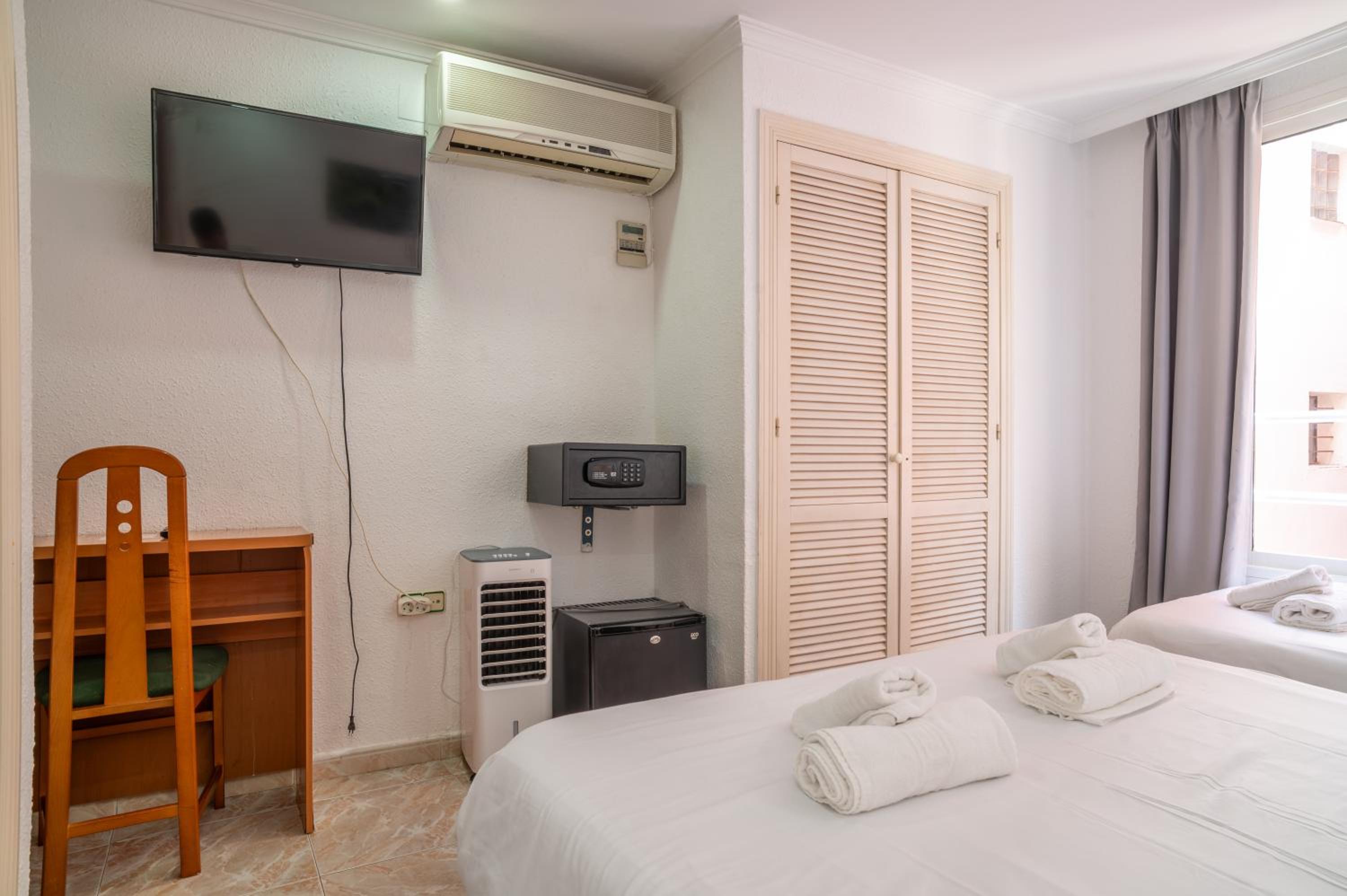 Classic Triple Room