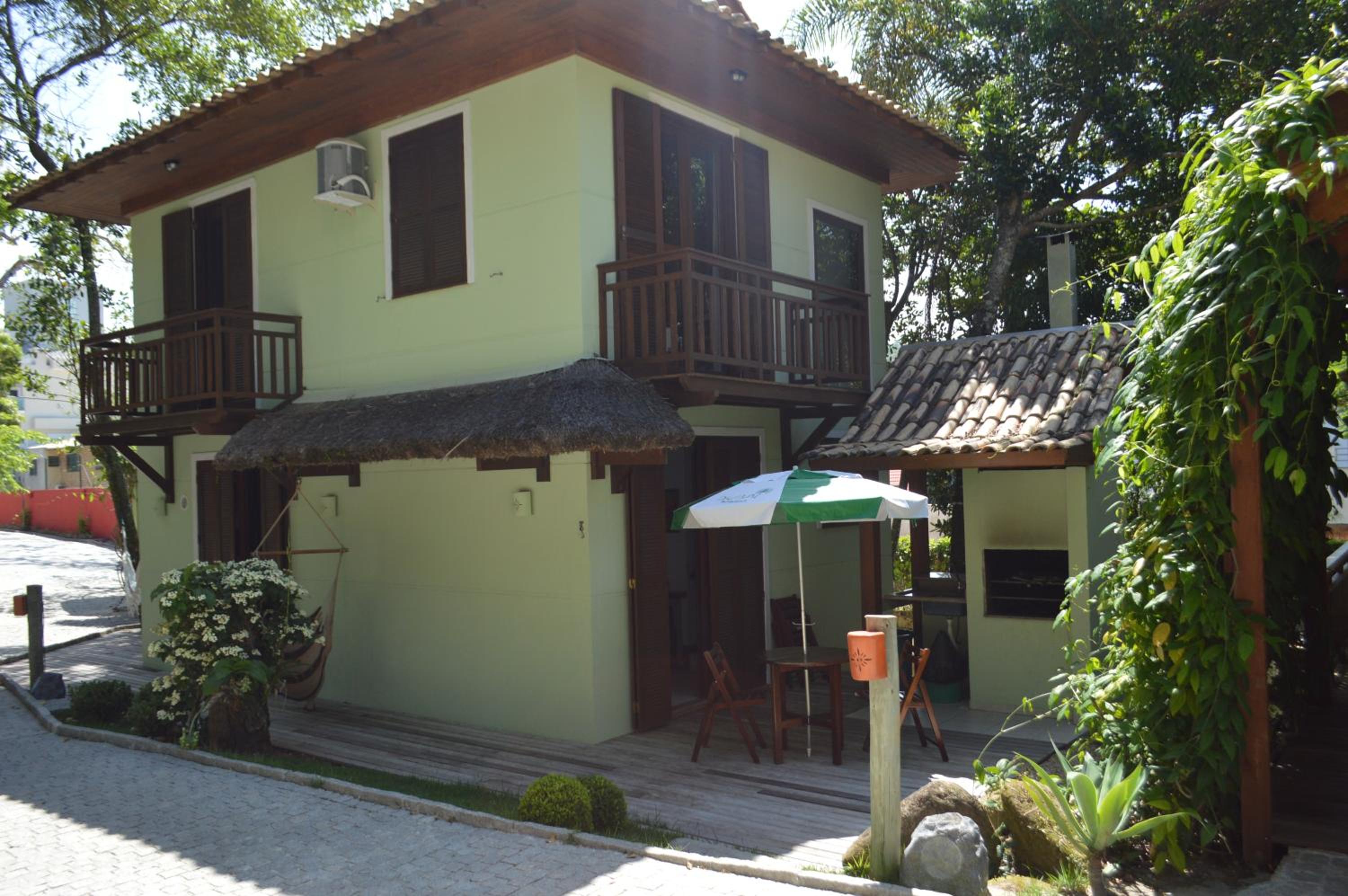 Two-Bedroom Bungalow - Photo 4
