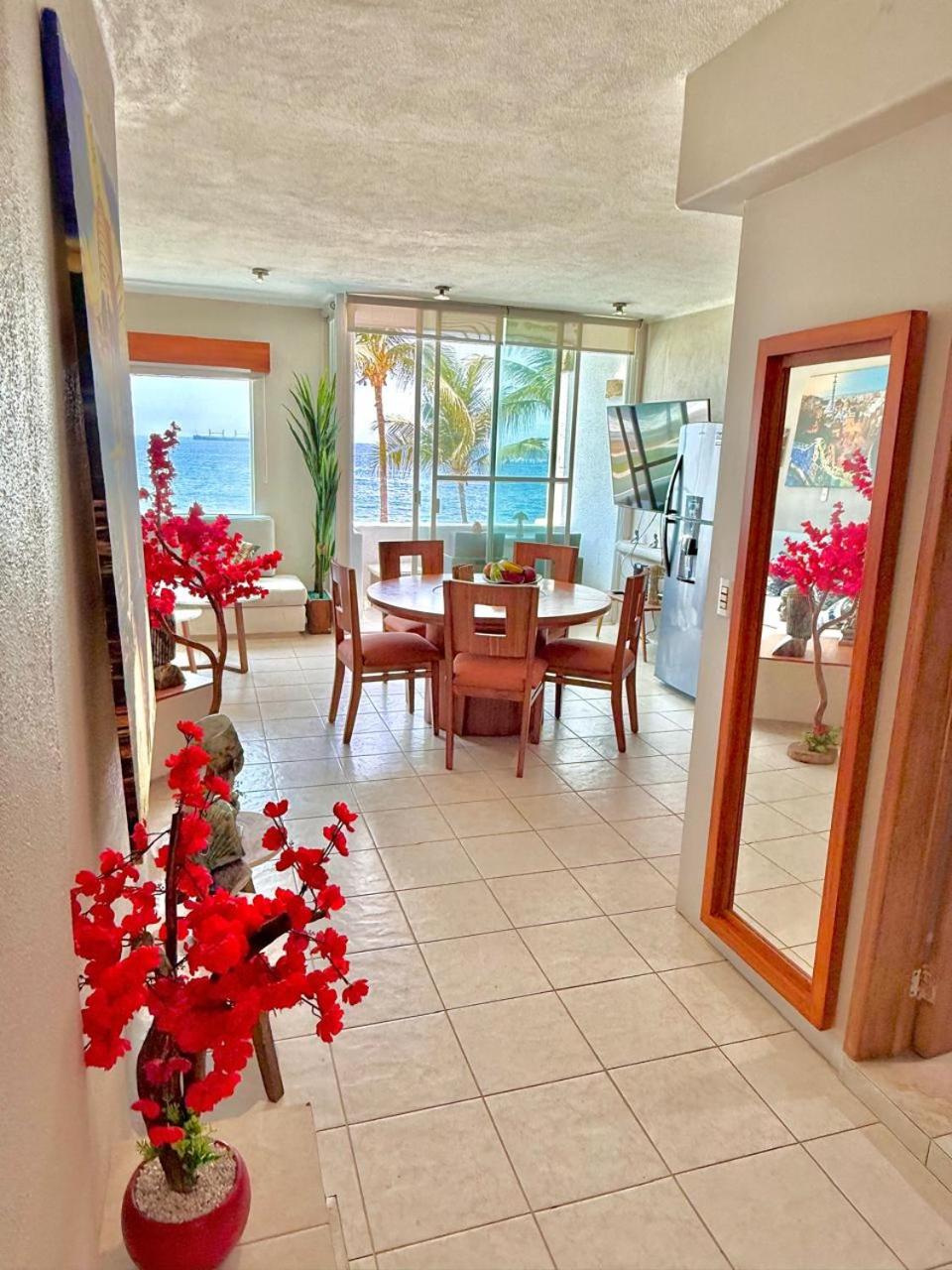 Two-Bedroom Deluxe Apartment with Balcony photo 3