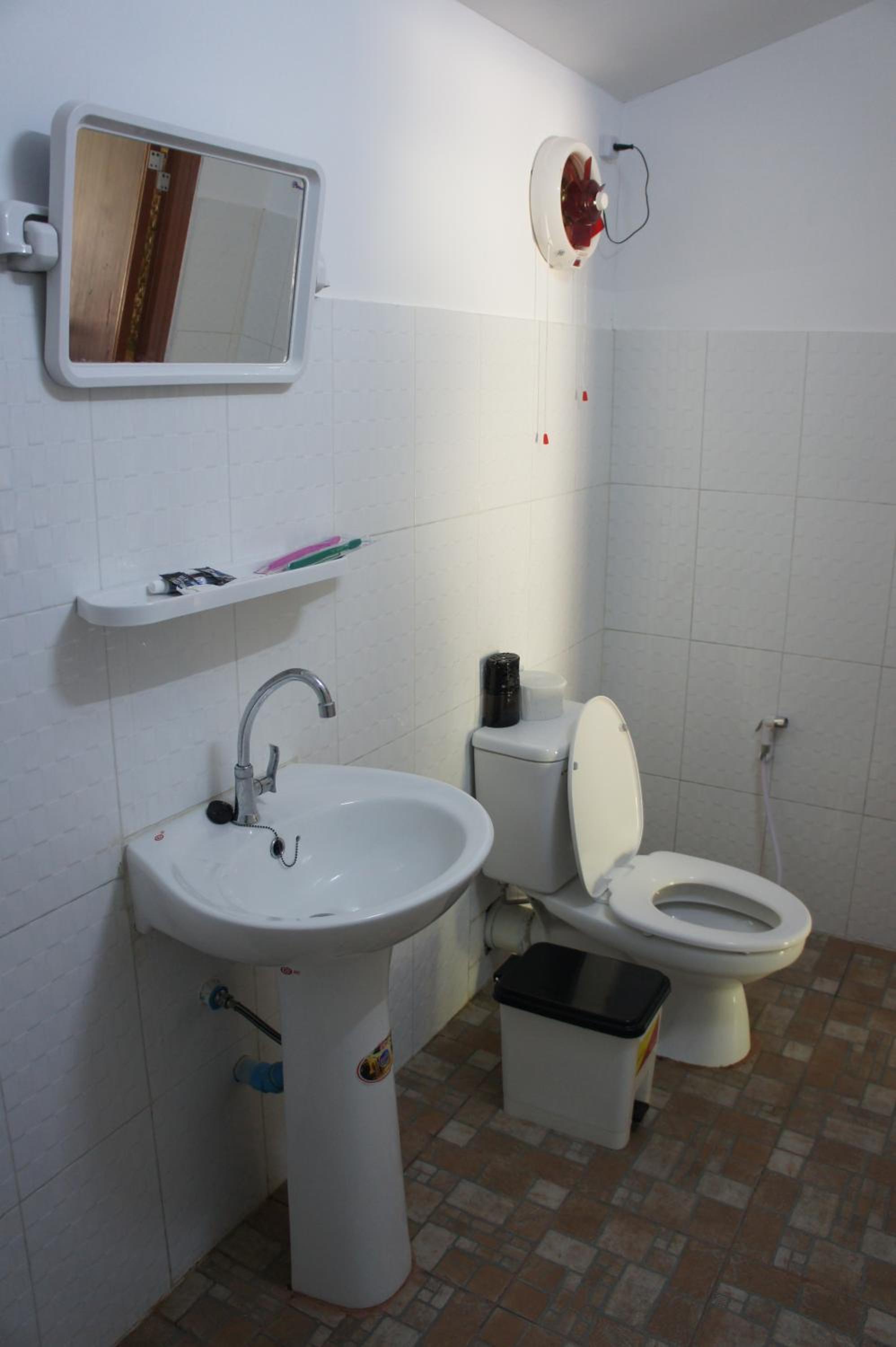 Double Room with Balcony photo 3