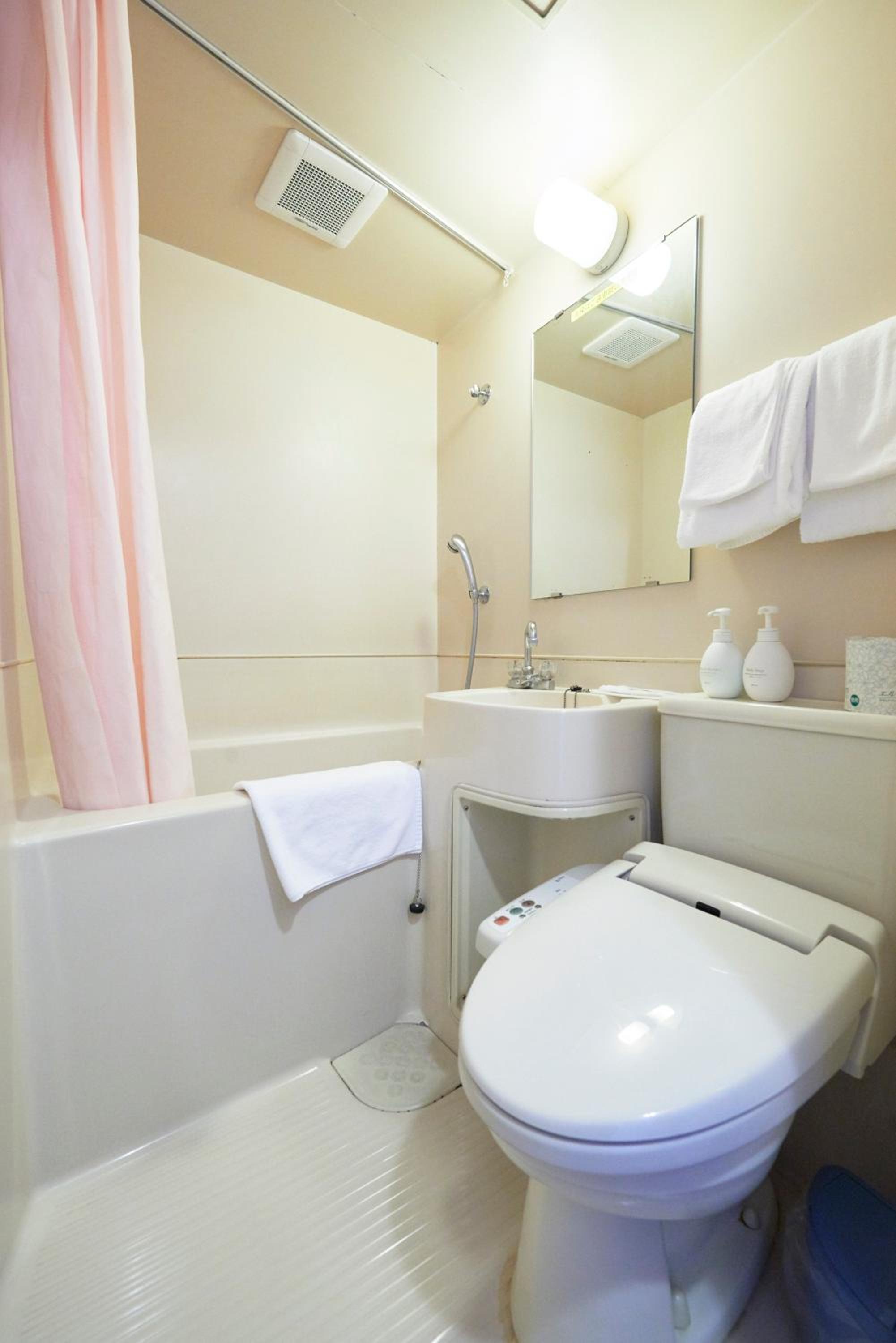 Economy Single Room - Non-Smoking photo 2