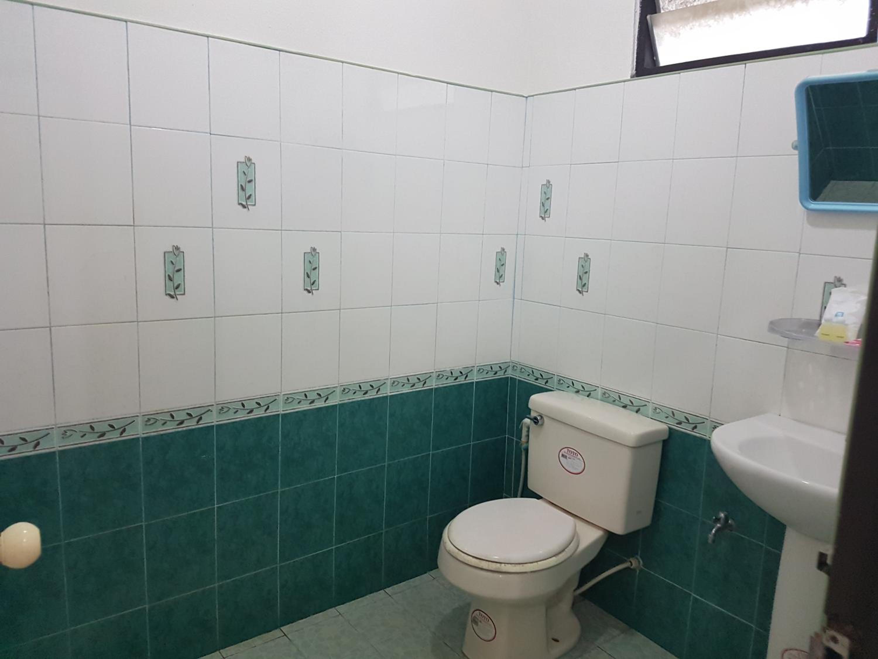 Basic Double Room photo 2