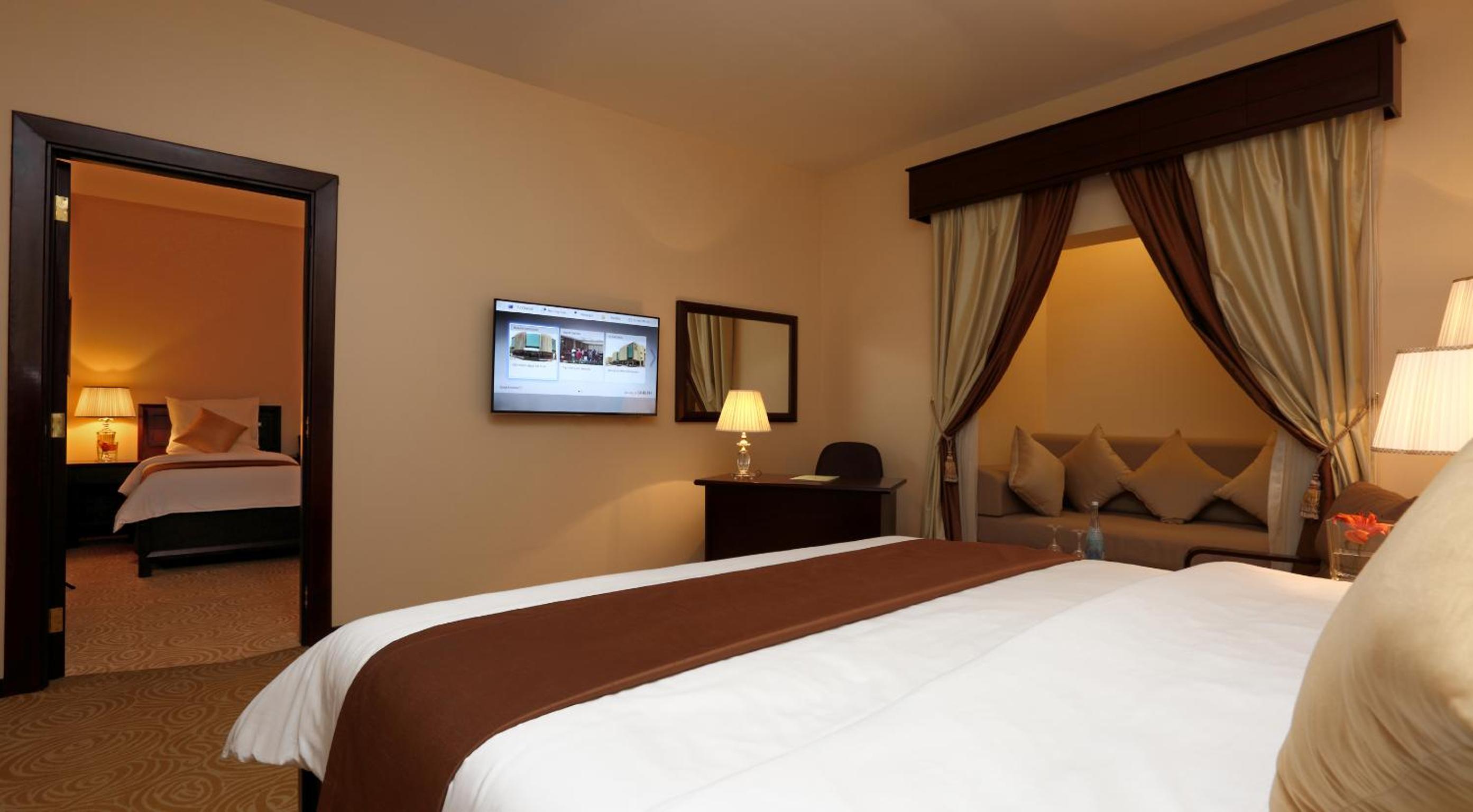 Deluxe Room - Photo 4
