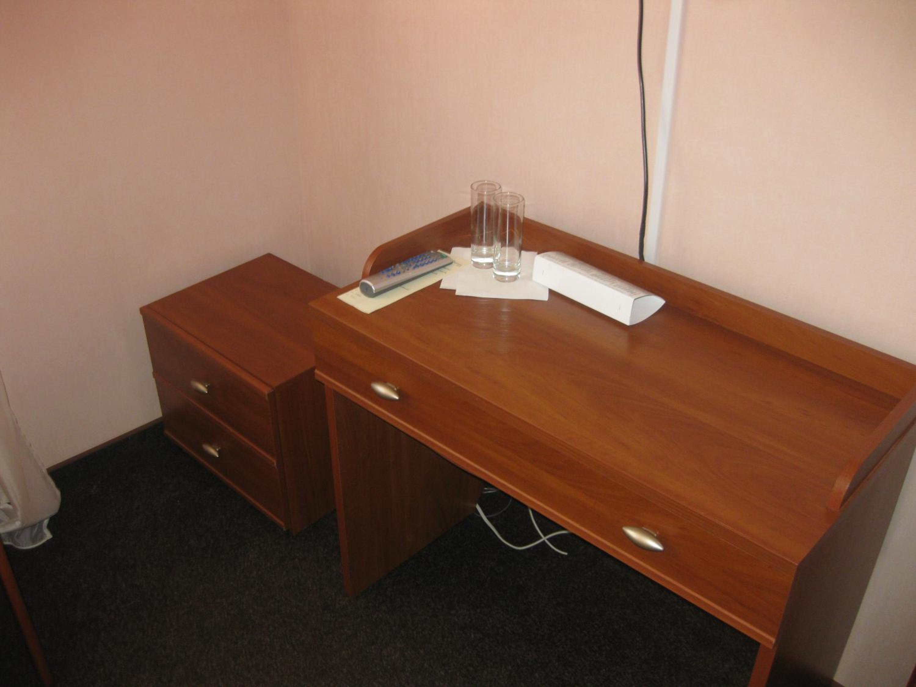 Economy Twin Room photo 1