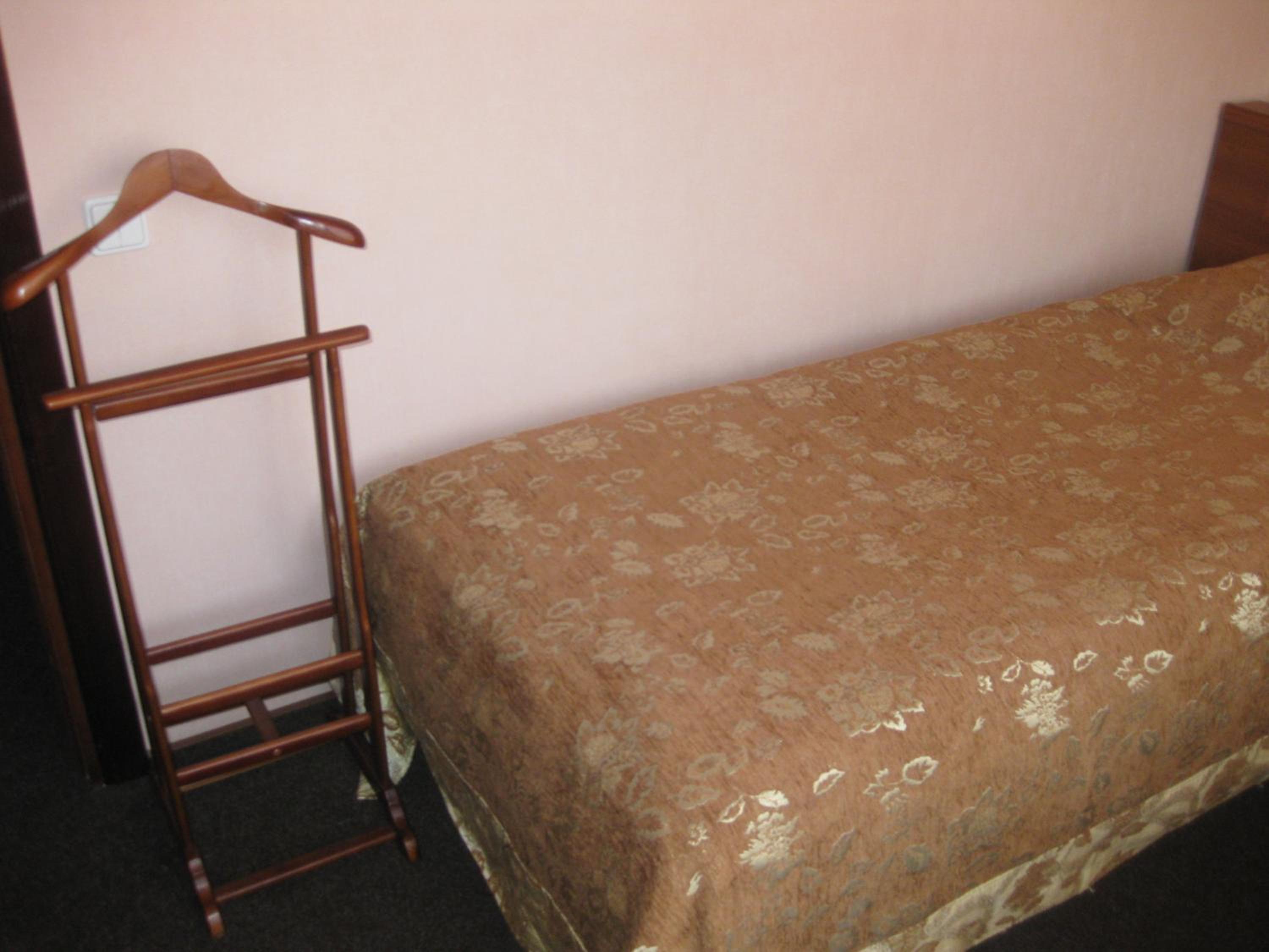 Economy Twin Room photo 3