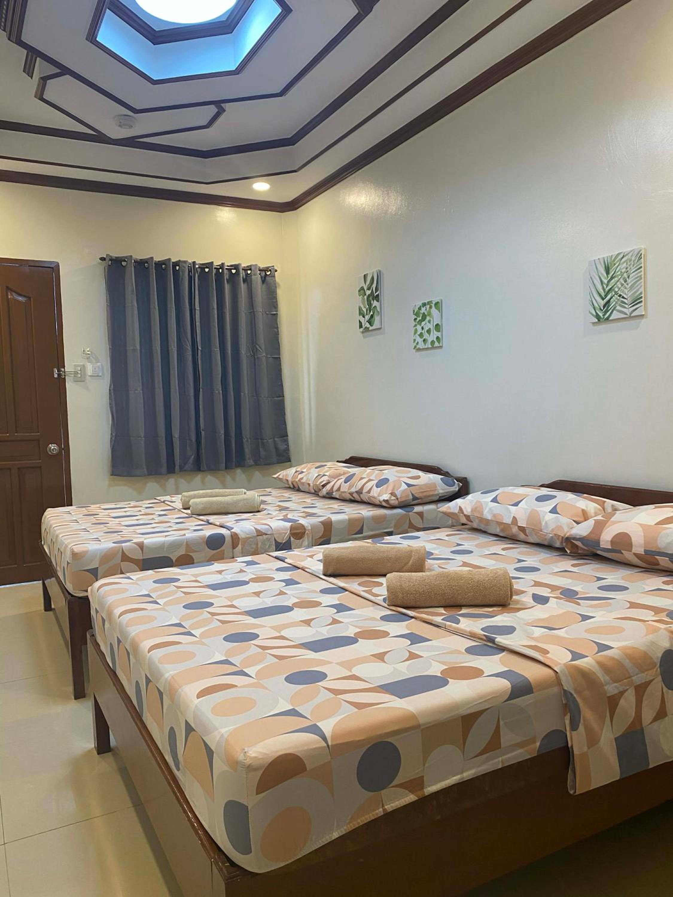 Standard Quadruple Room photo 2