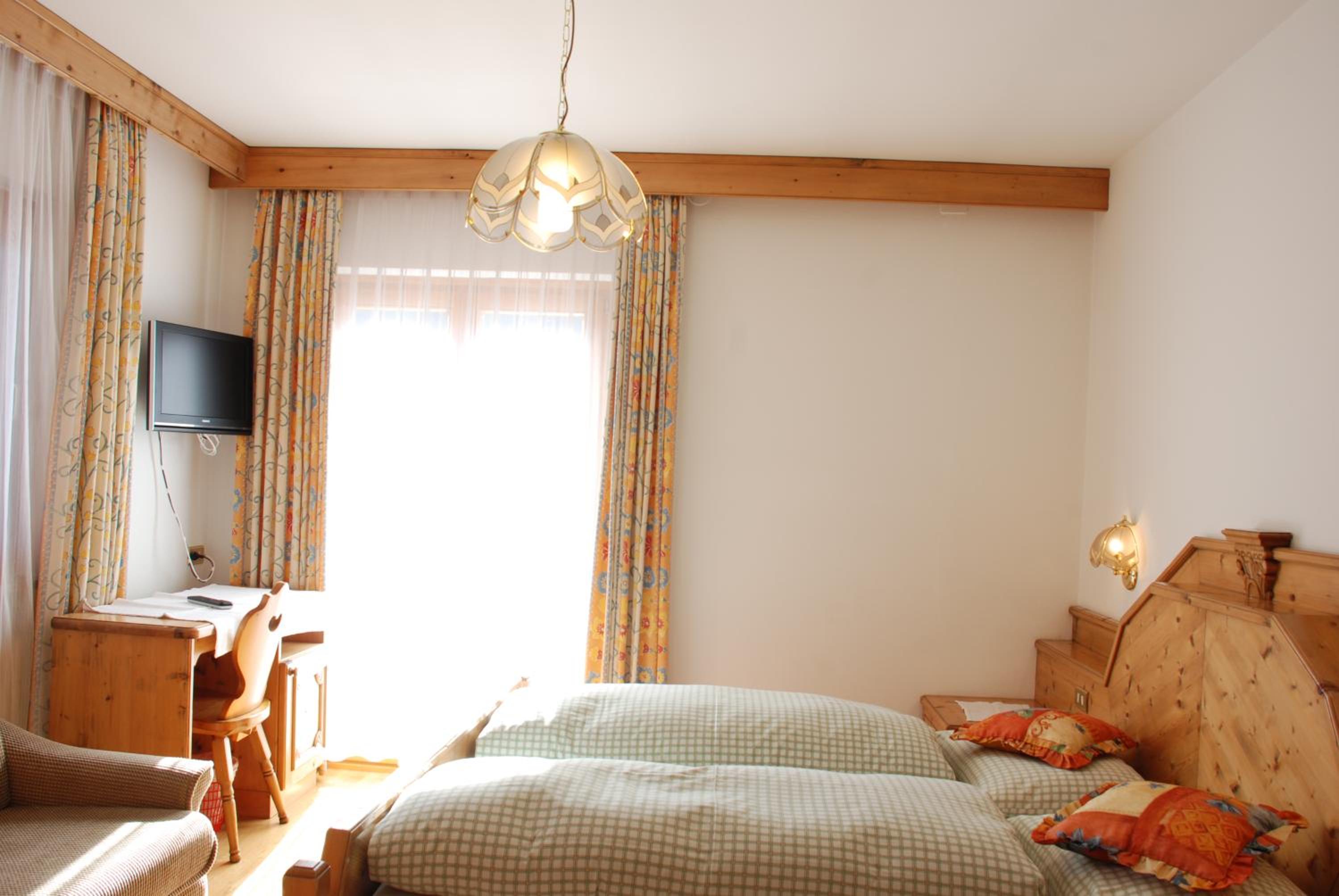 Double Room - Photo 2