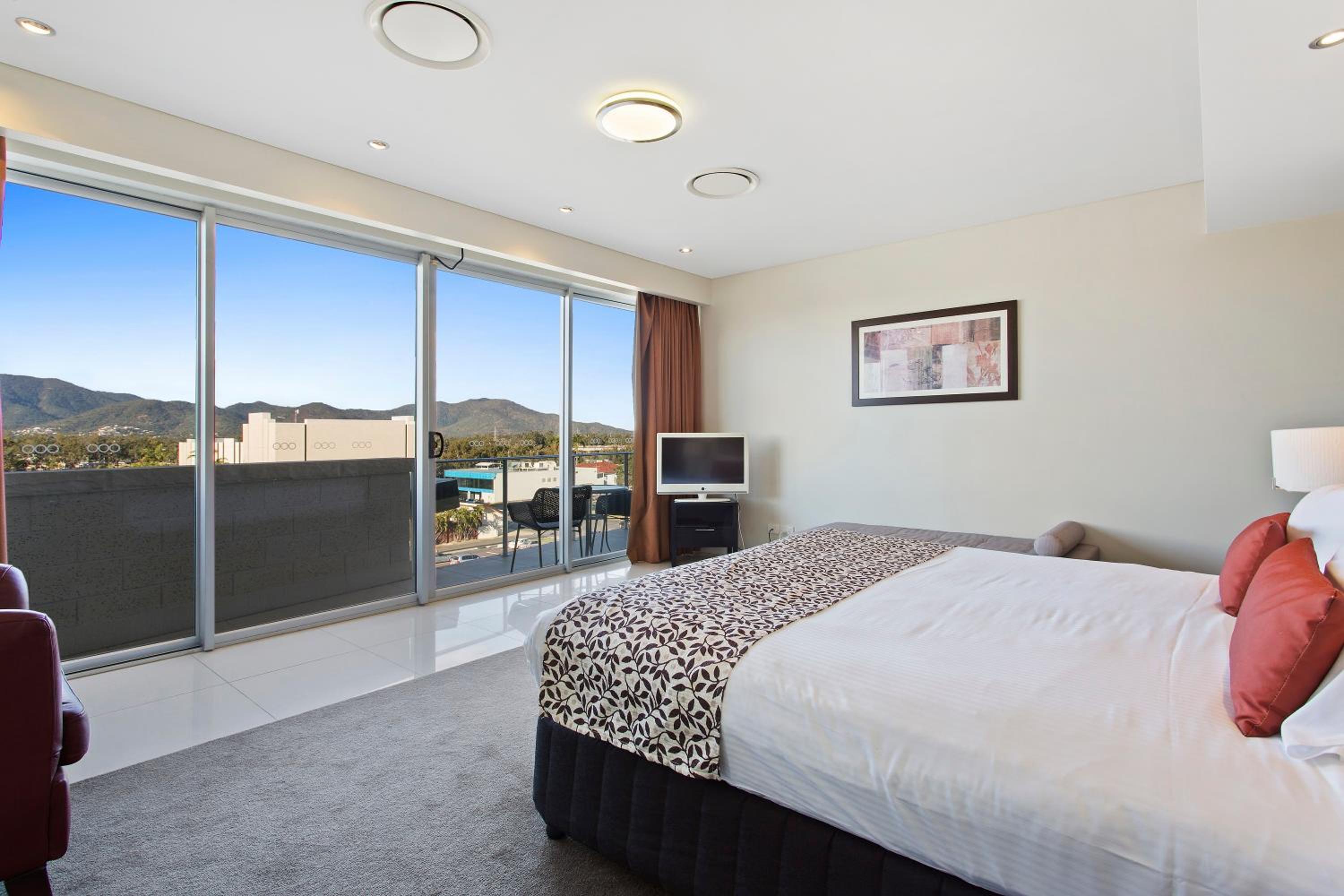 Executive King Suite