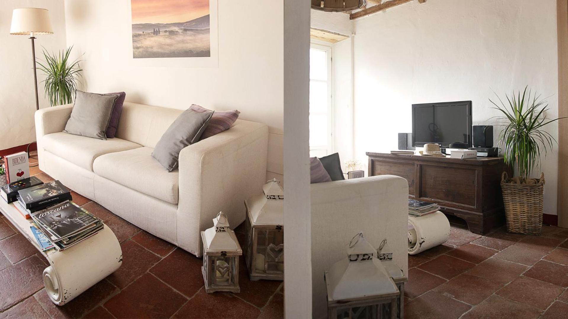 One-Bedroom House photo 1