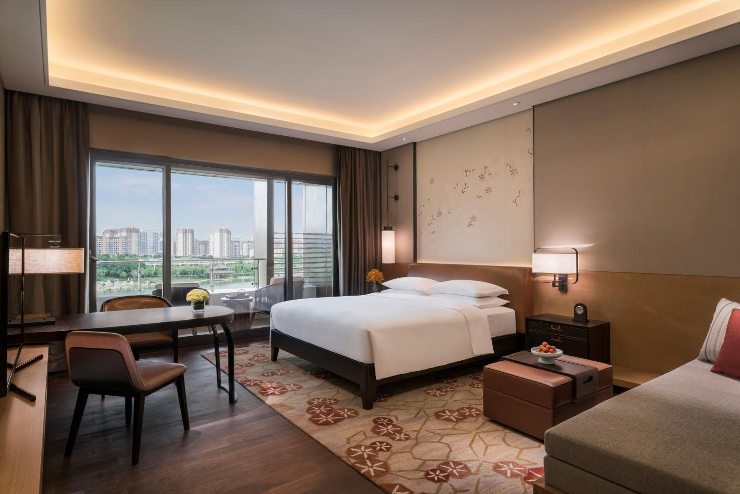 King Room - Club Access