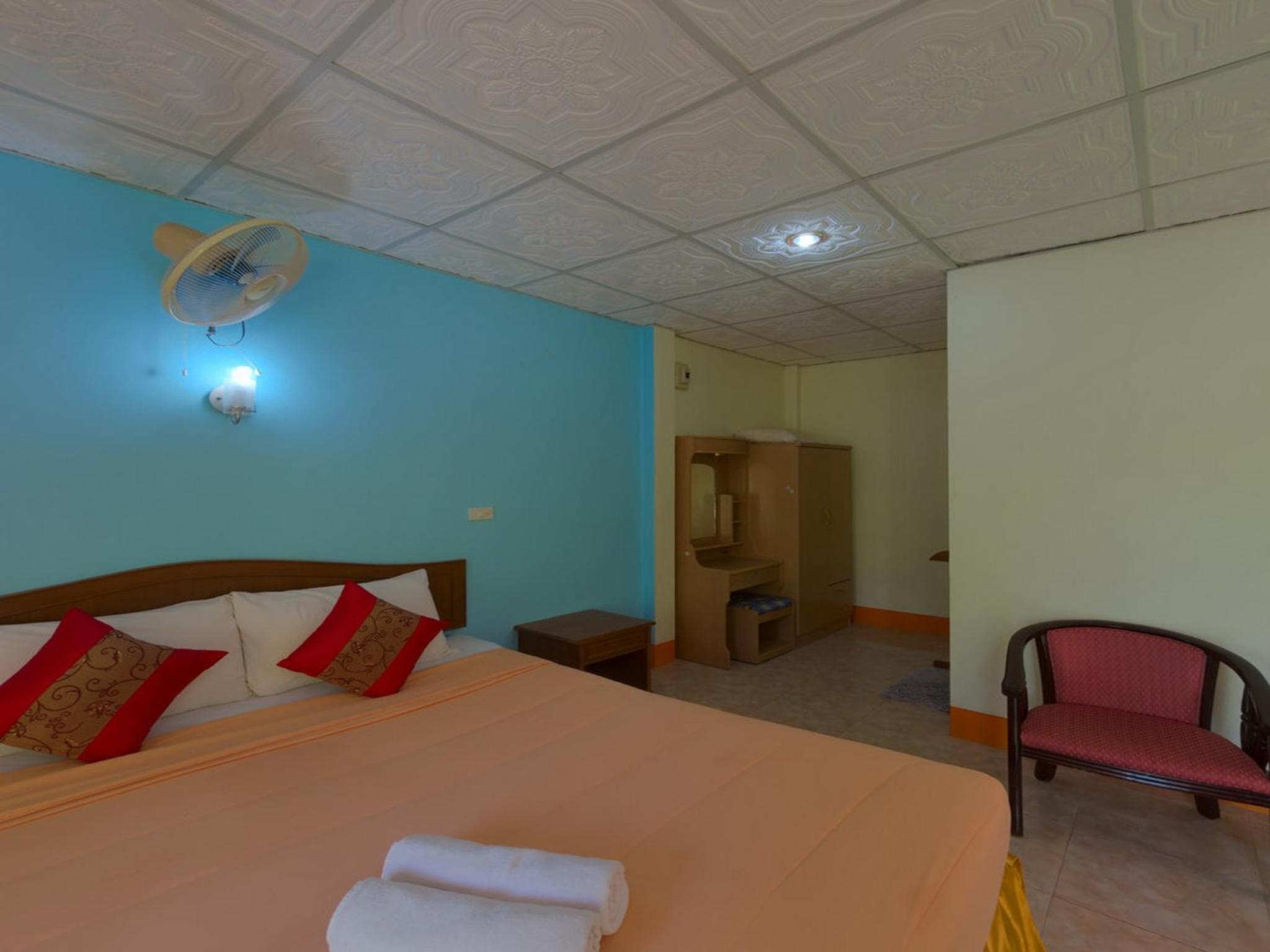 Bungalow with Air Conditioning photo 2