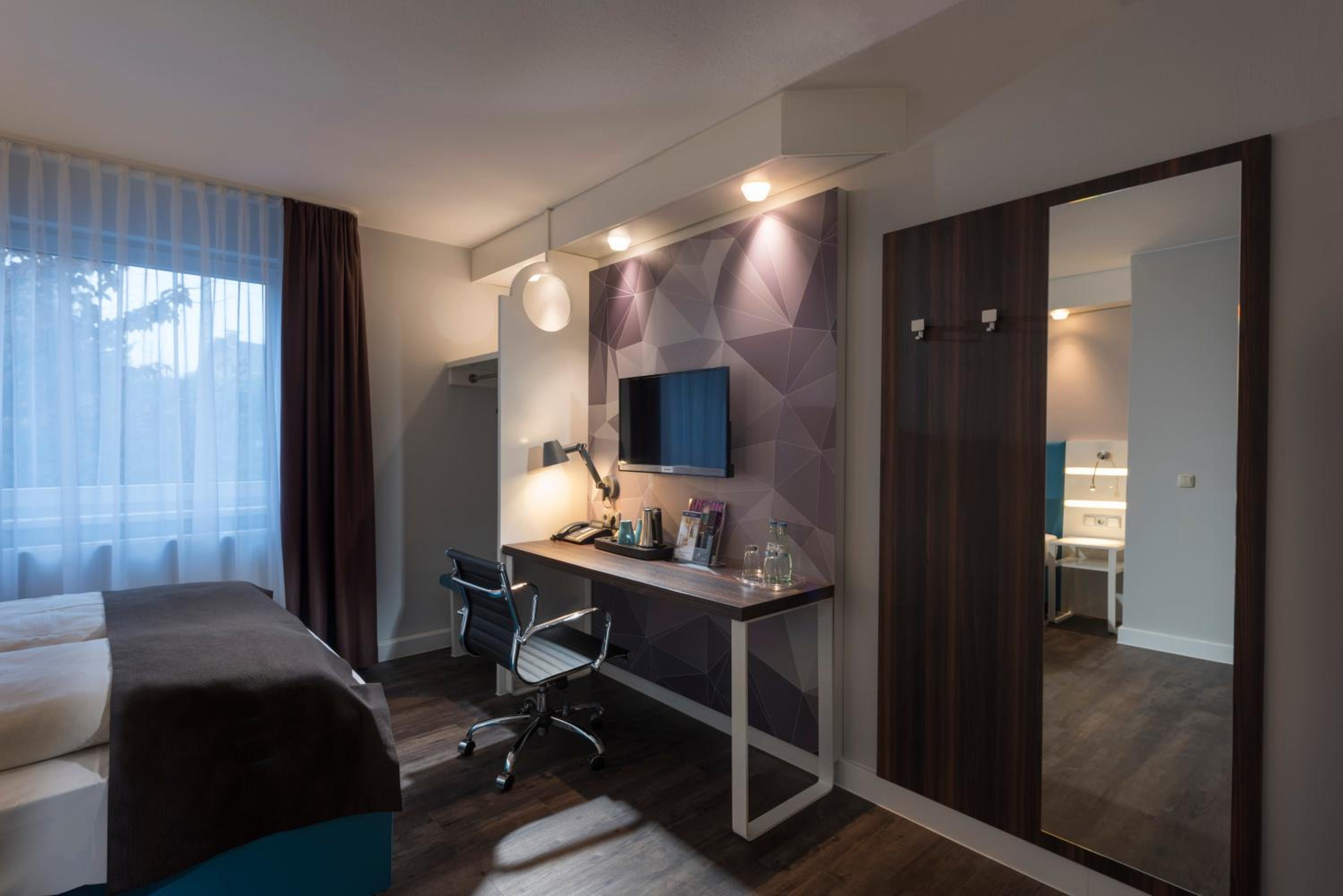 Standard Room - Photo 7