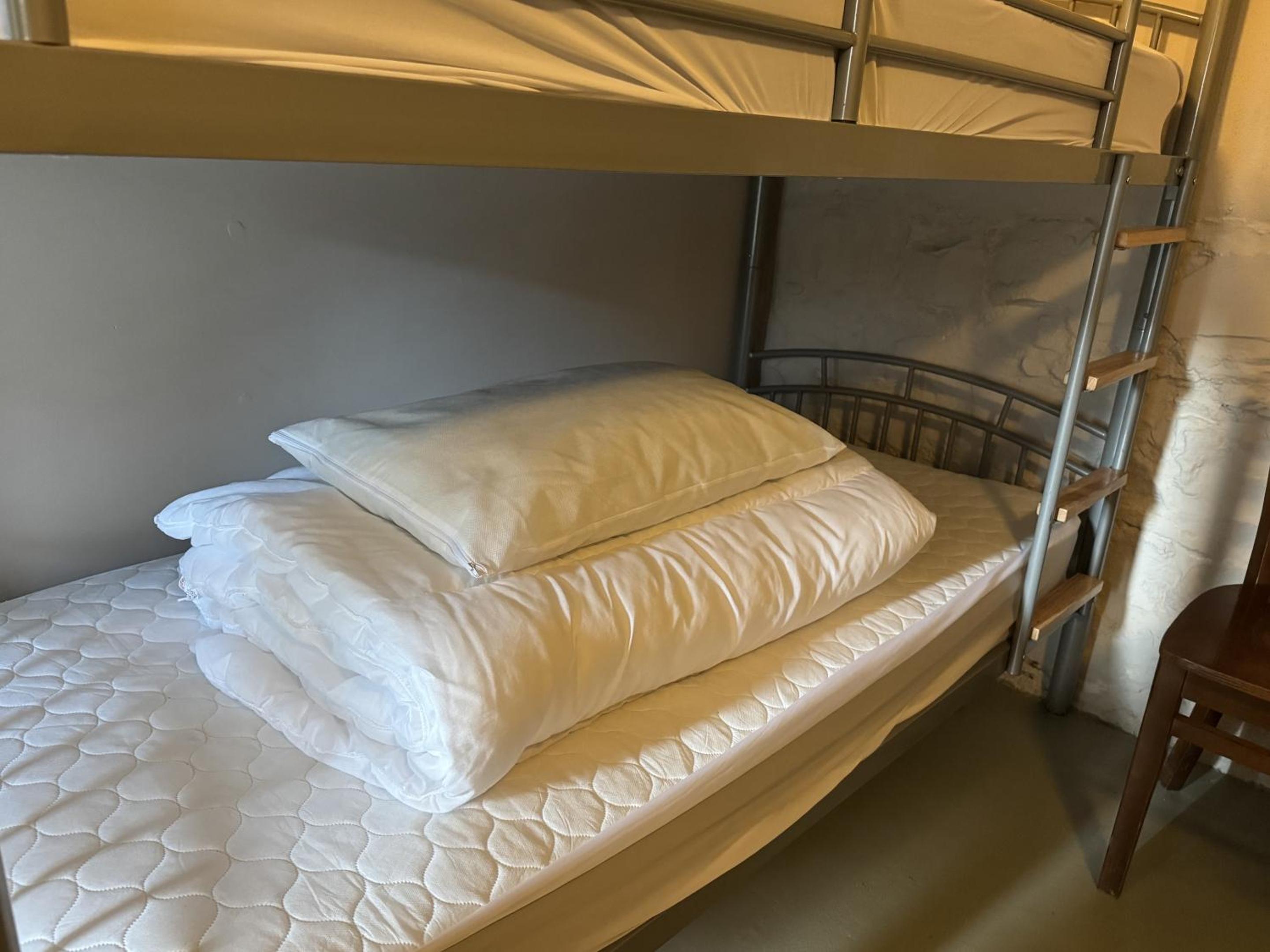 Single Bed in Dormitory Room photo 3