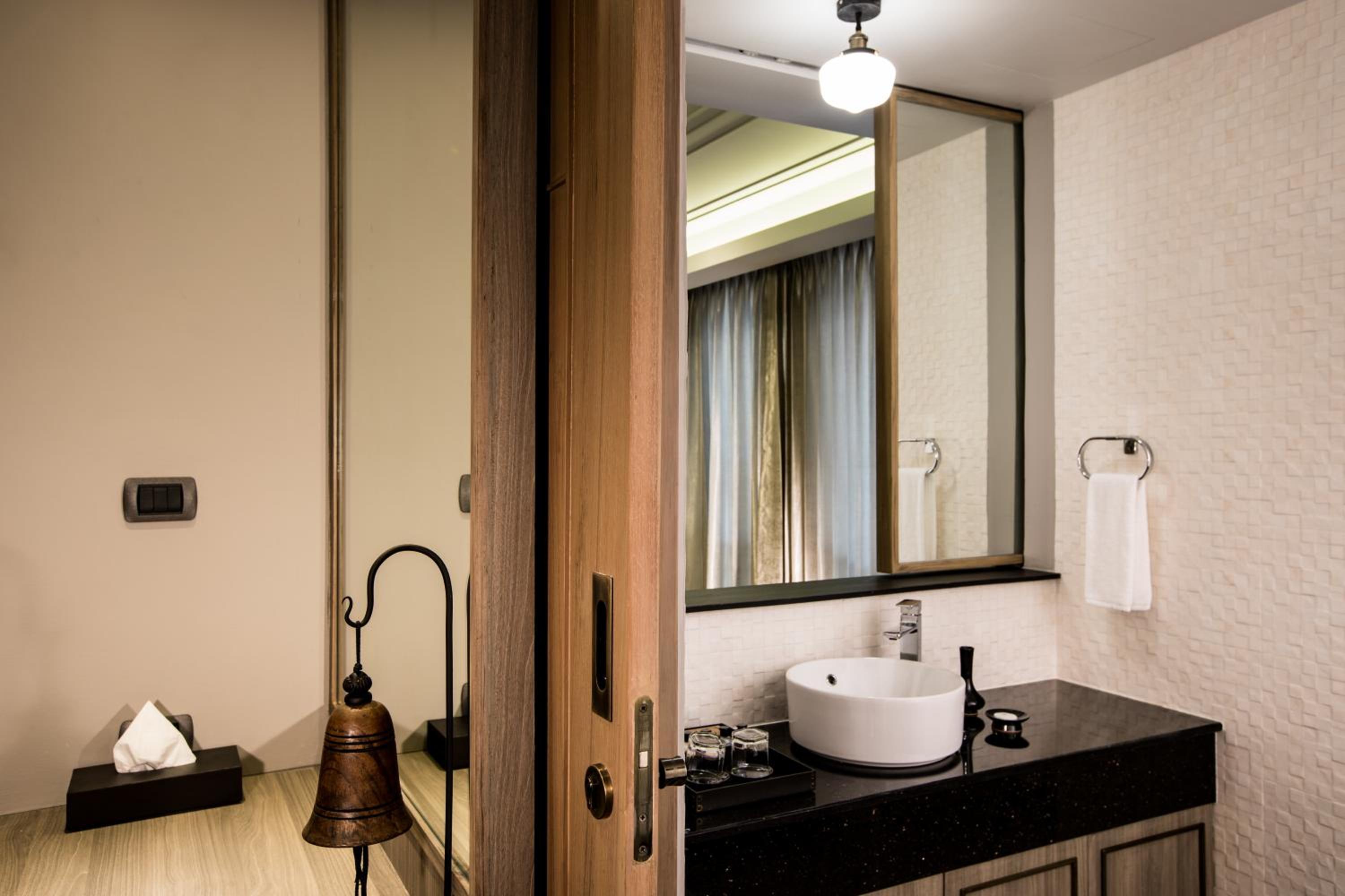 Premier Double or Twin Room - Photo 3