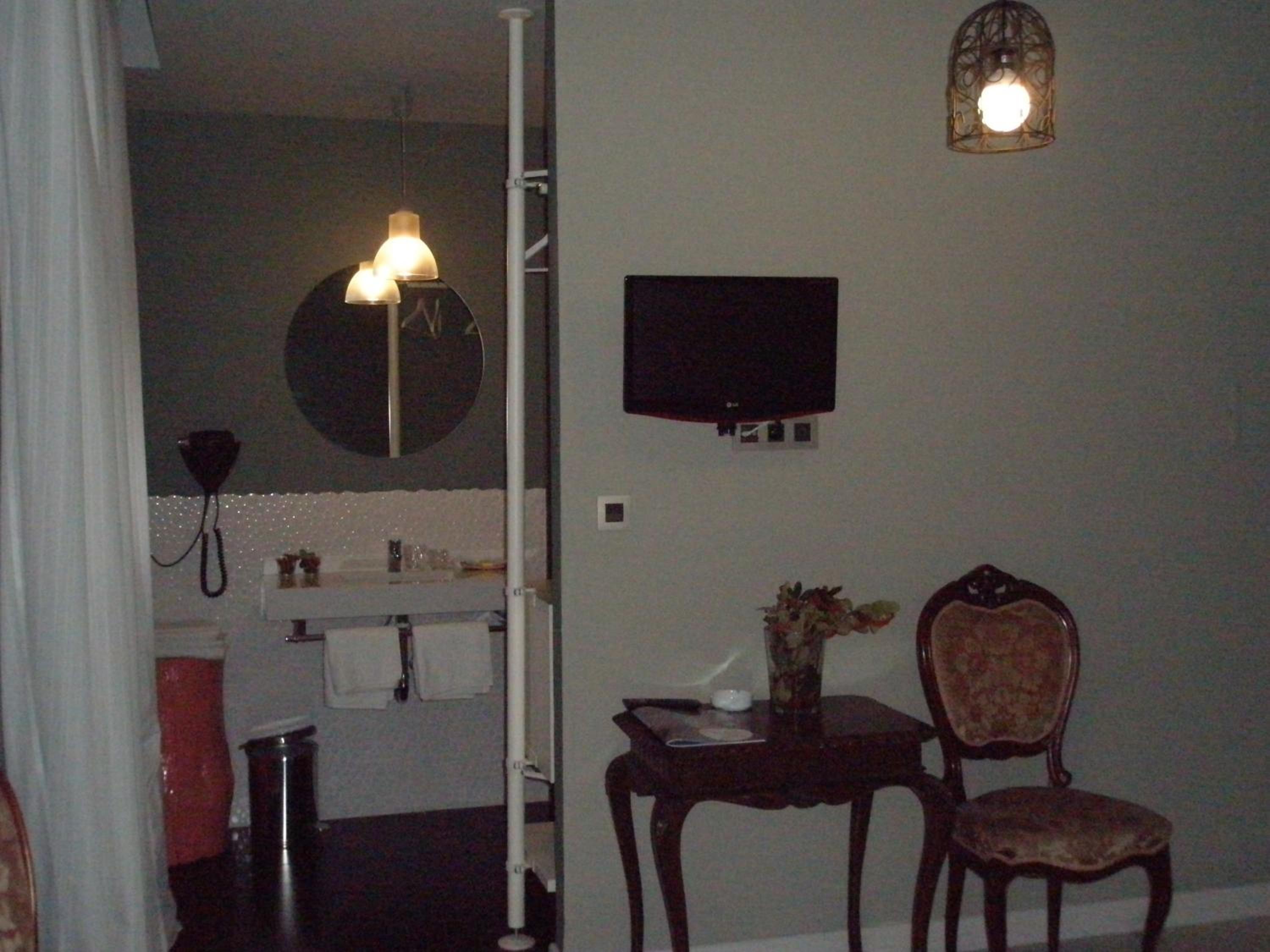 Large Double or Twin Room photo 2