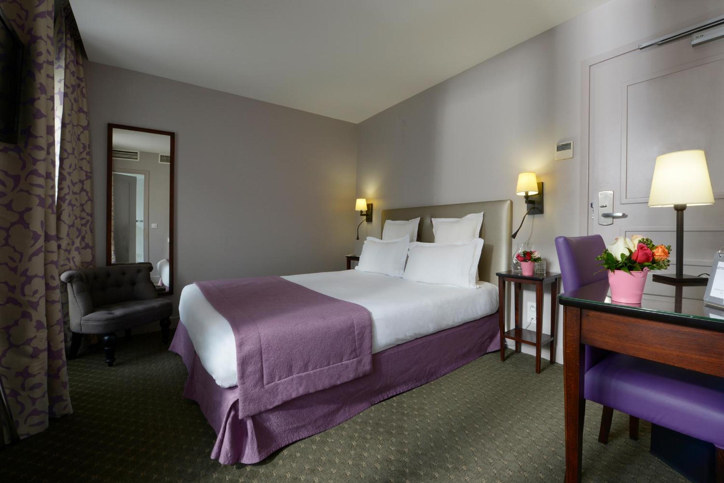 Superior Double Room - Courtyard View