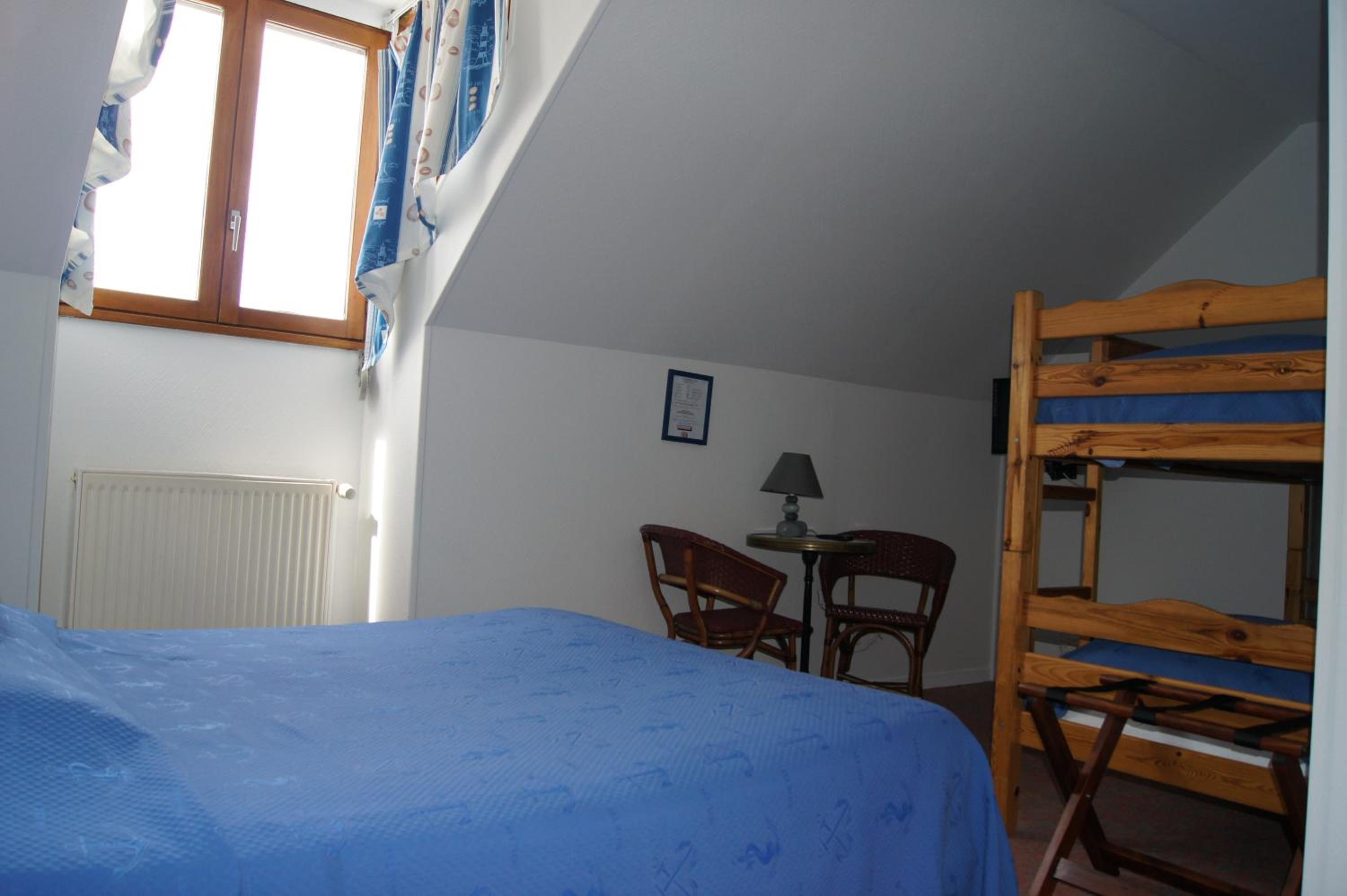 Quadruple Room - Photo 3