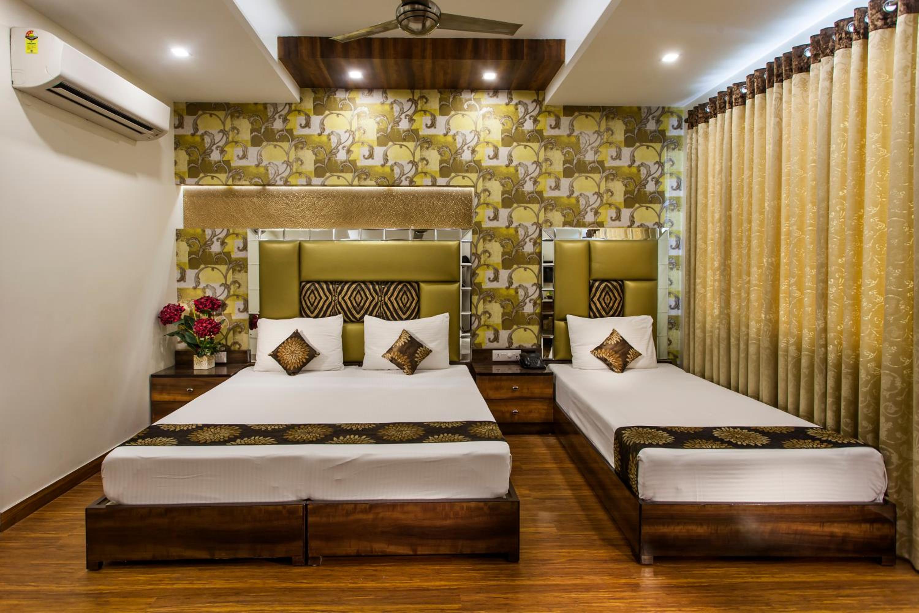 Superior Triple Room - Photo 8
