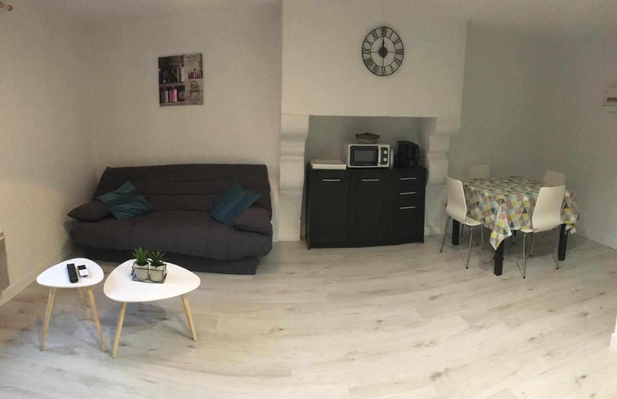 Studio Apartment