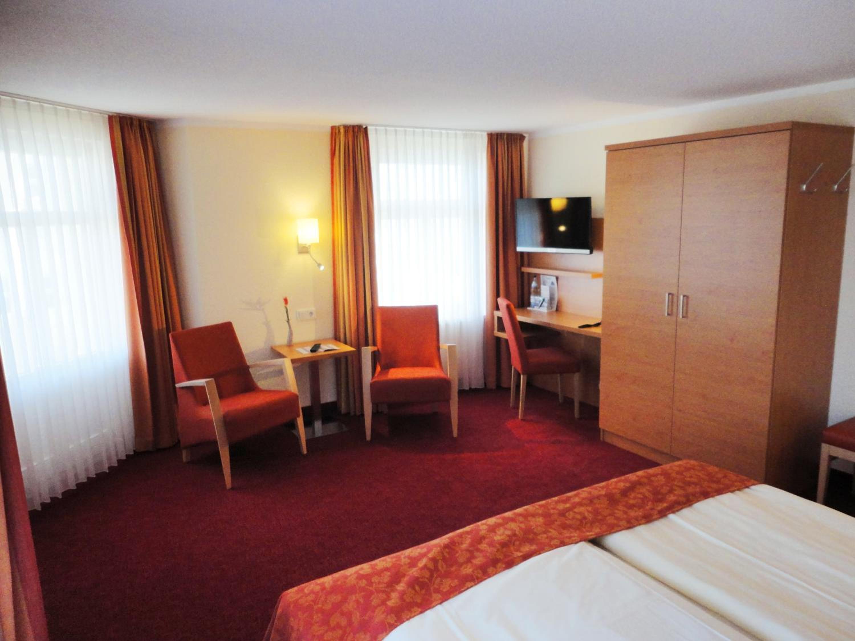 Double Room with Balcony photo 2