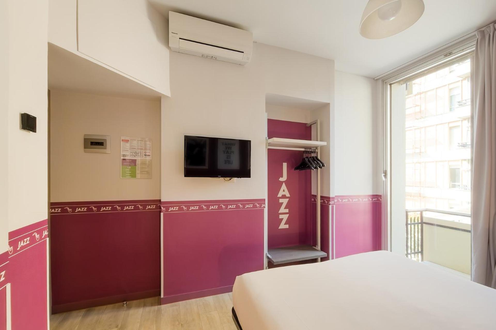 Comfort Queen Room - Non-Smoking  photo 3