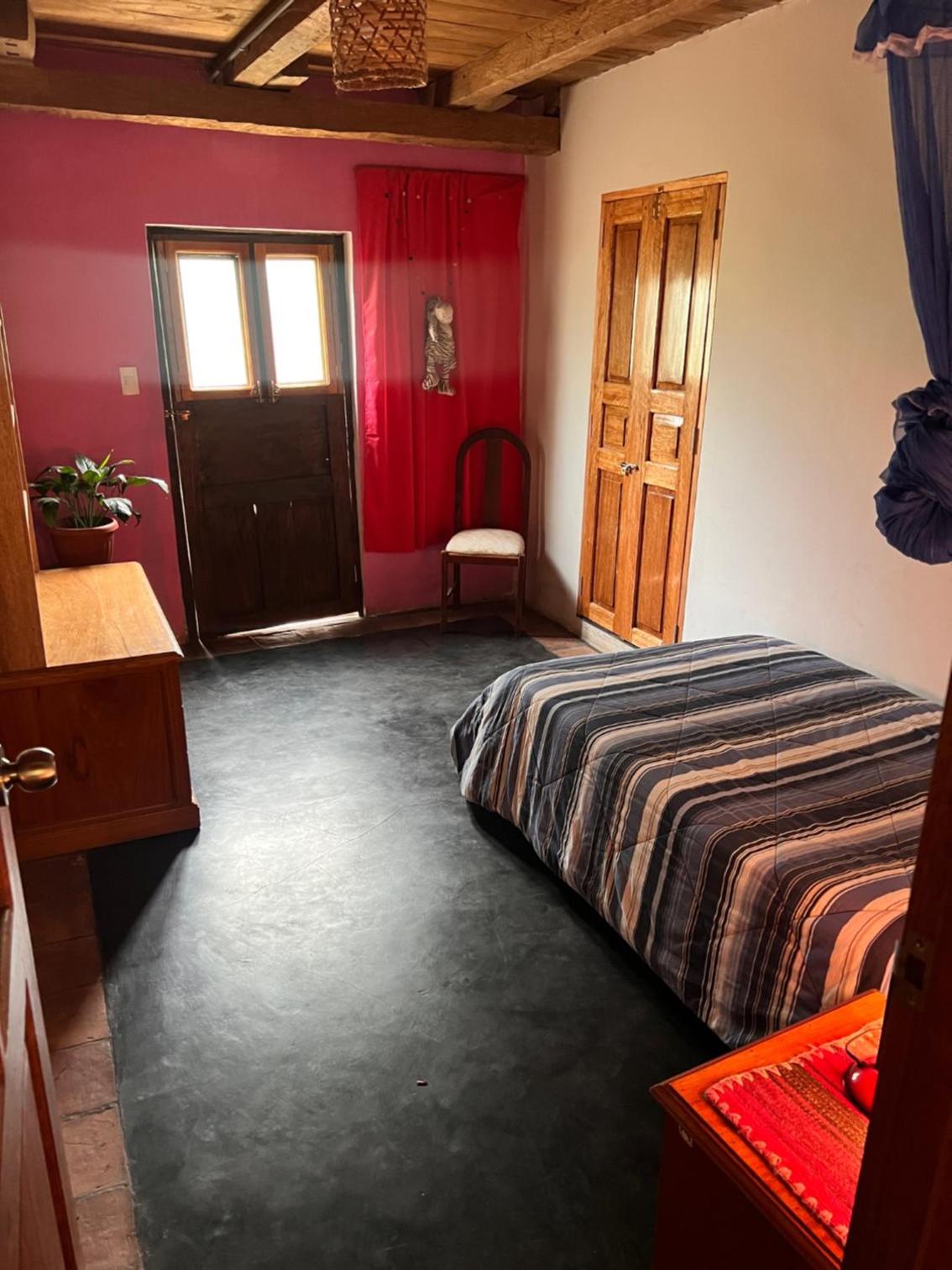 One-Bedroom House photo 2