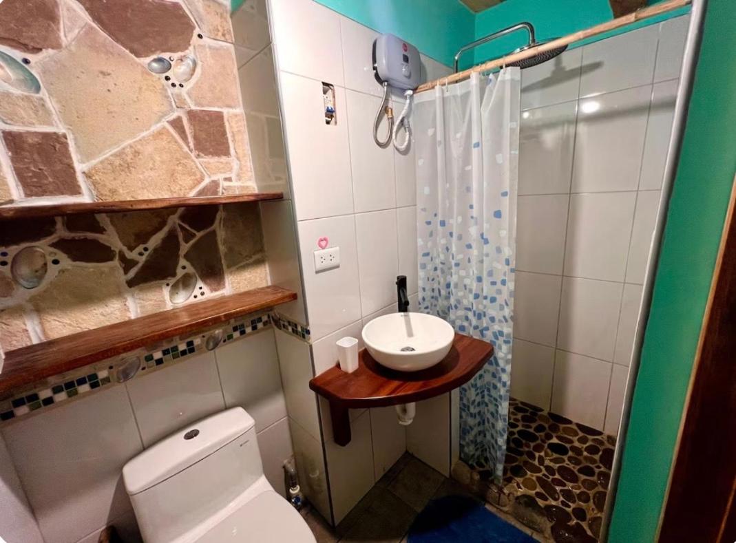 One-Bedroom House photo 2