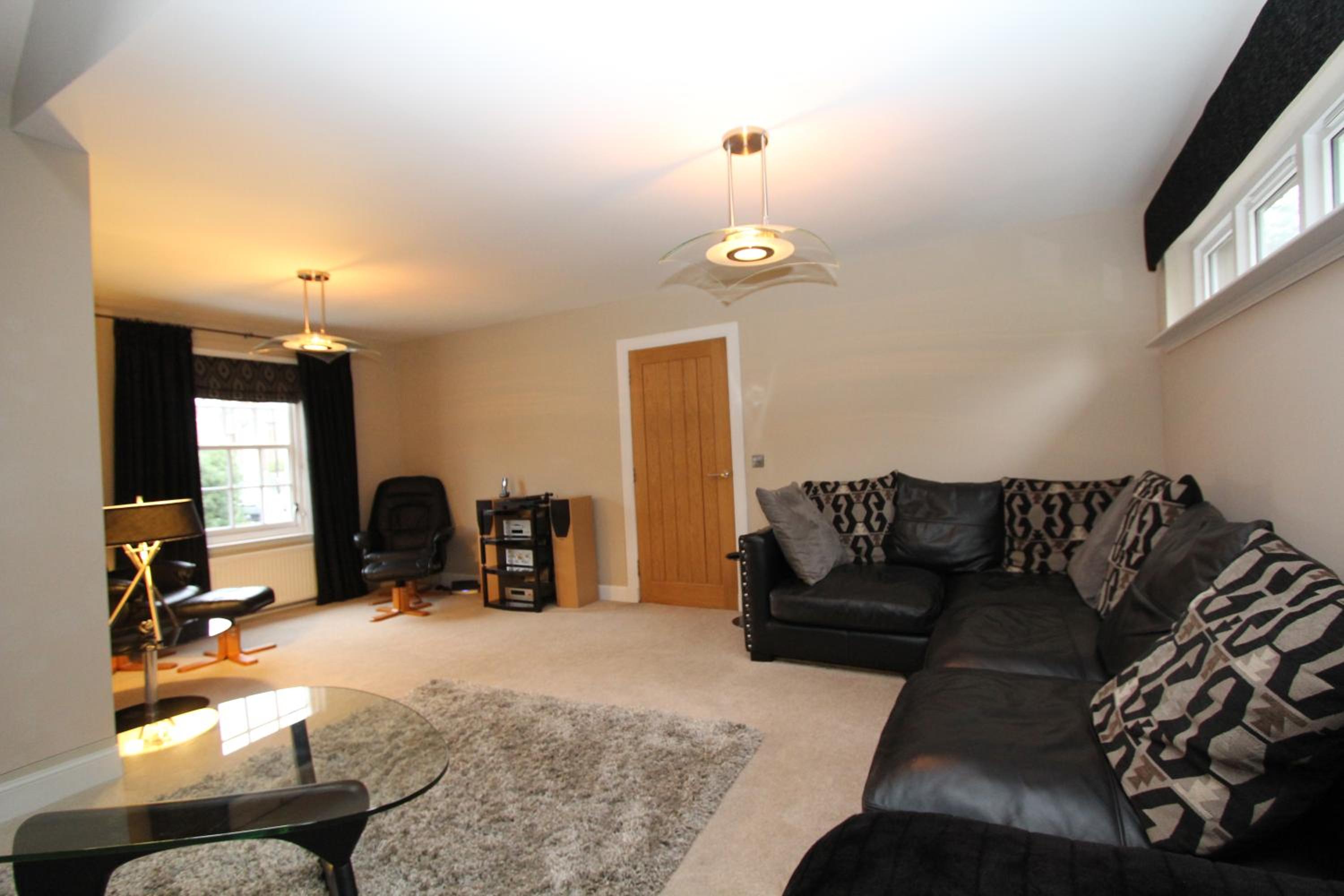 Four-Bedroom Townhouse photo 1
