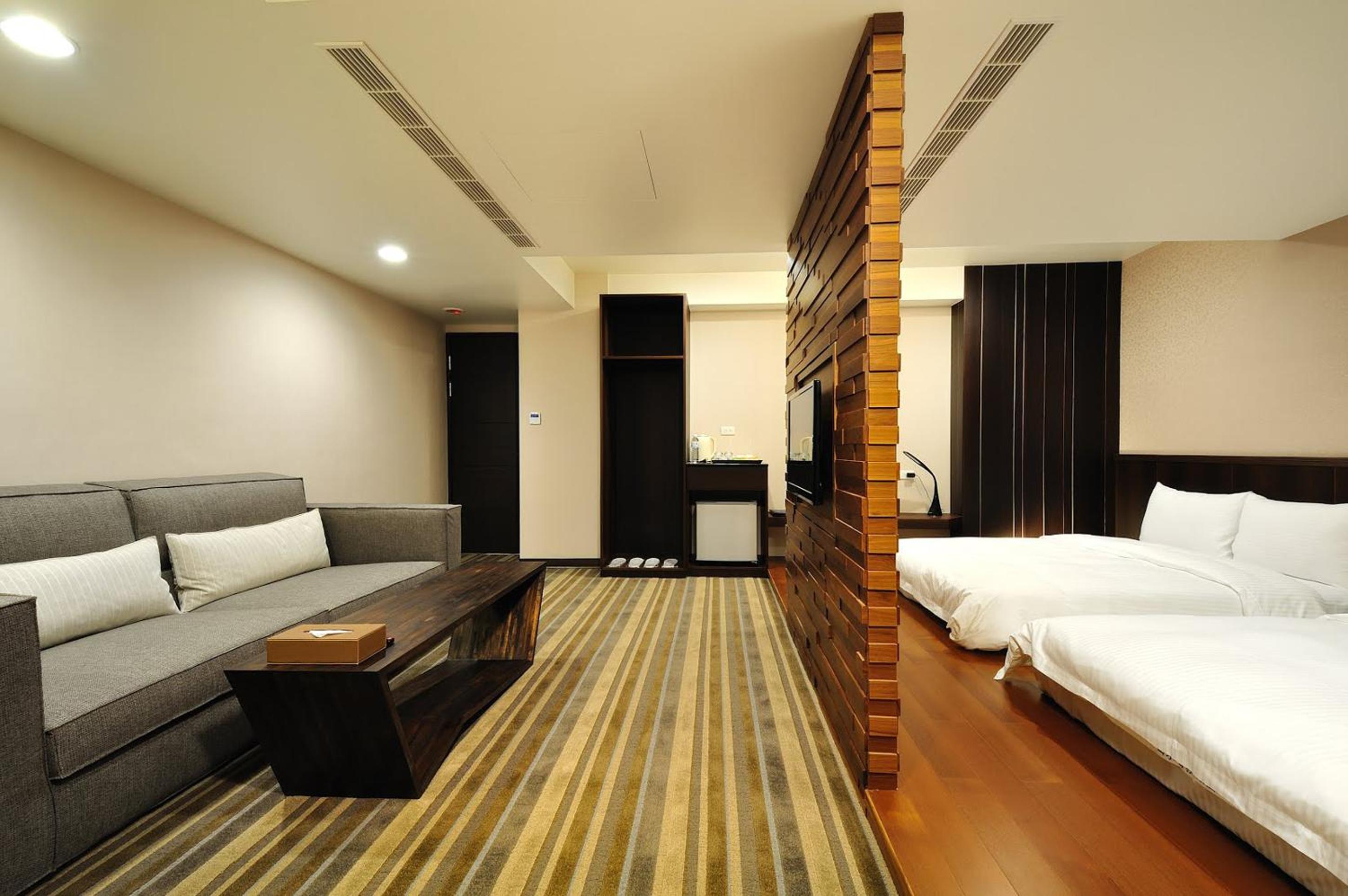 Deluxe Quadruple Room photo 3