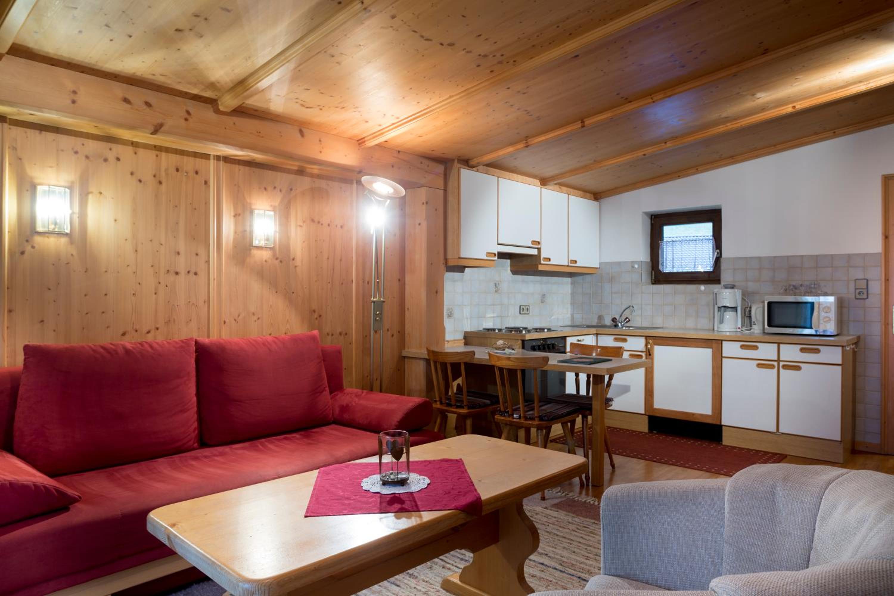 One-Bedroom Apartment with Balcony photo 3