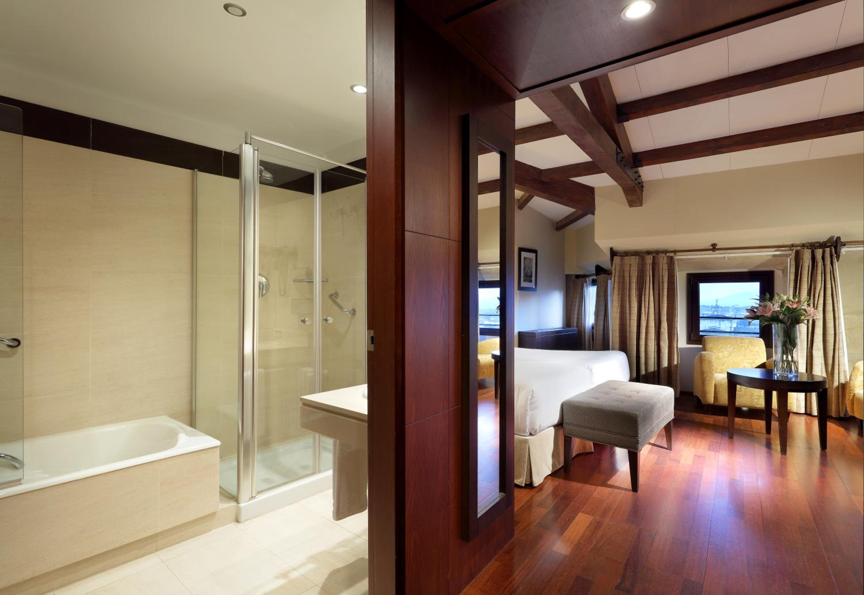 Superior Double or Twin Room - Photo 8