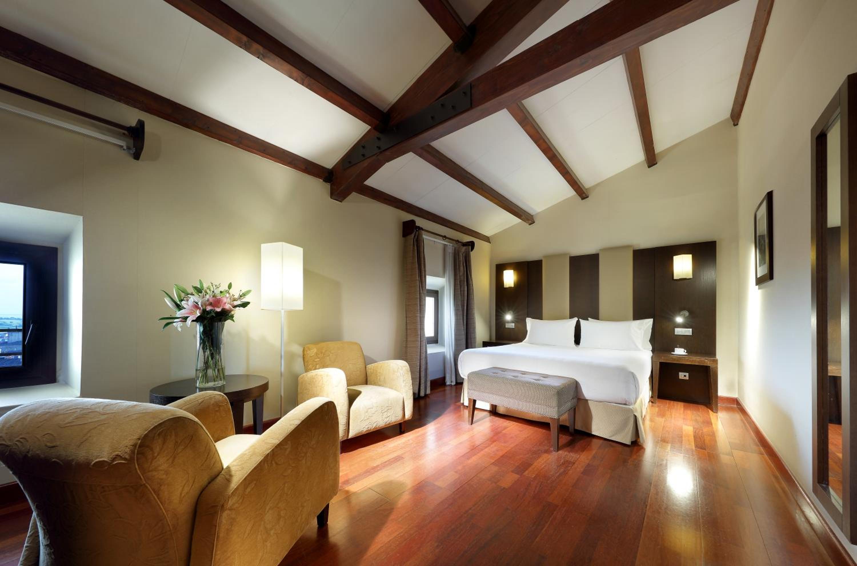Standard Twin Room - Photo 5