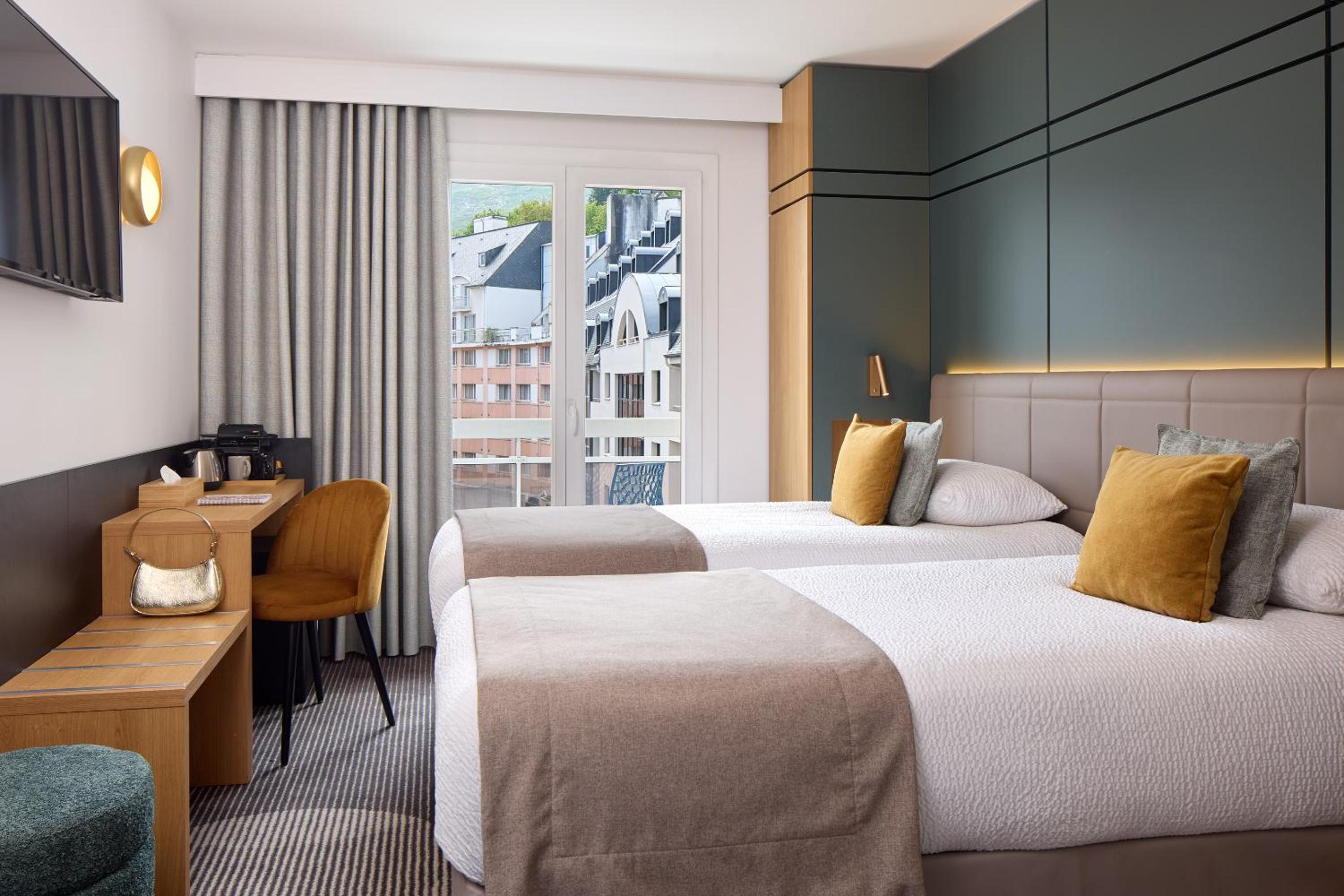 Premium Twin Room