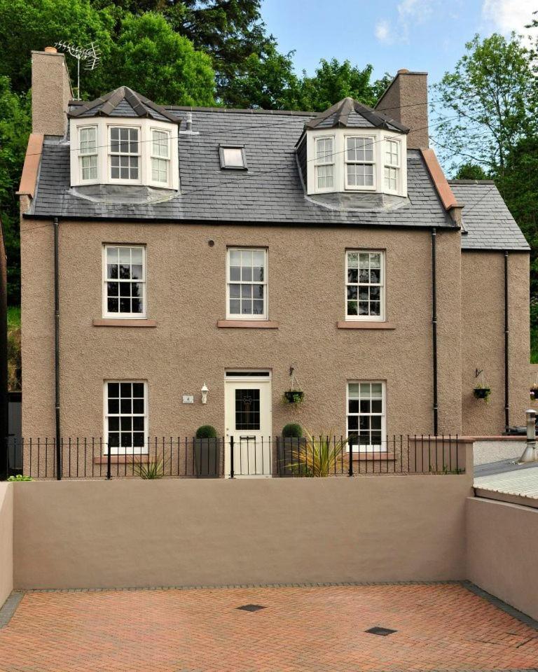 Four-Bedroom Townhouse photo 2