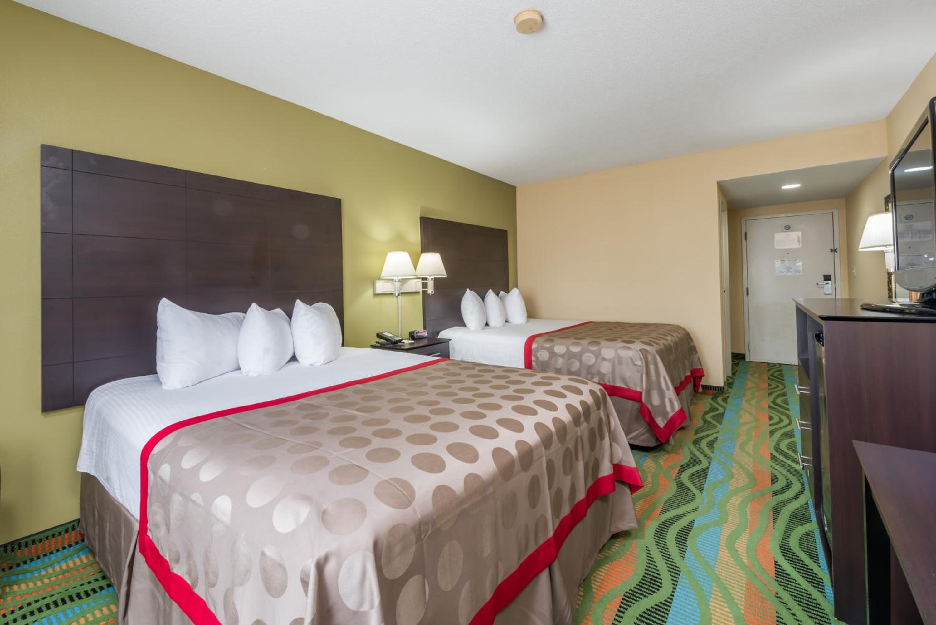 Double Room with Two Double Beds - Non-Smoking - Photo 5