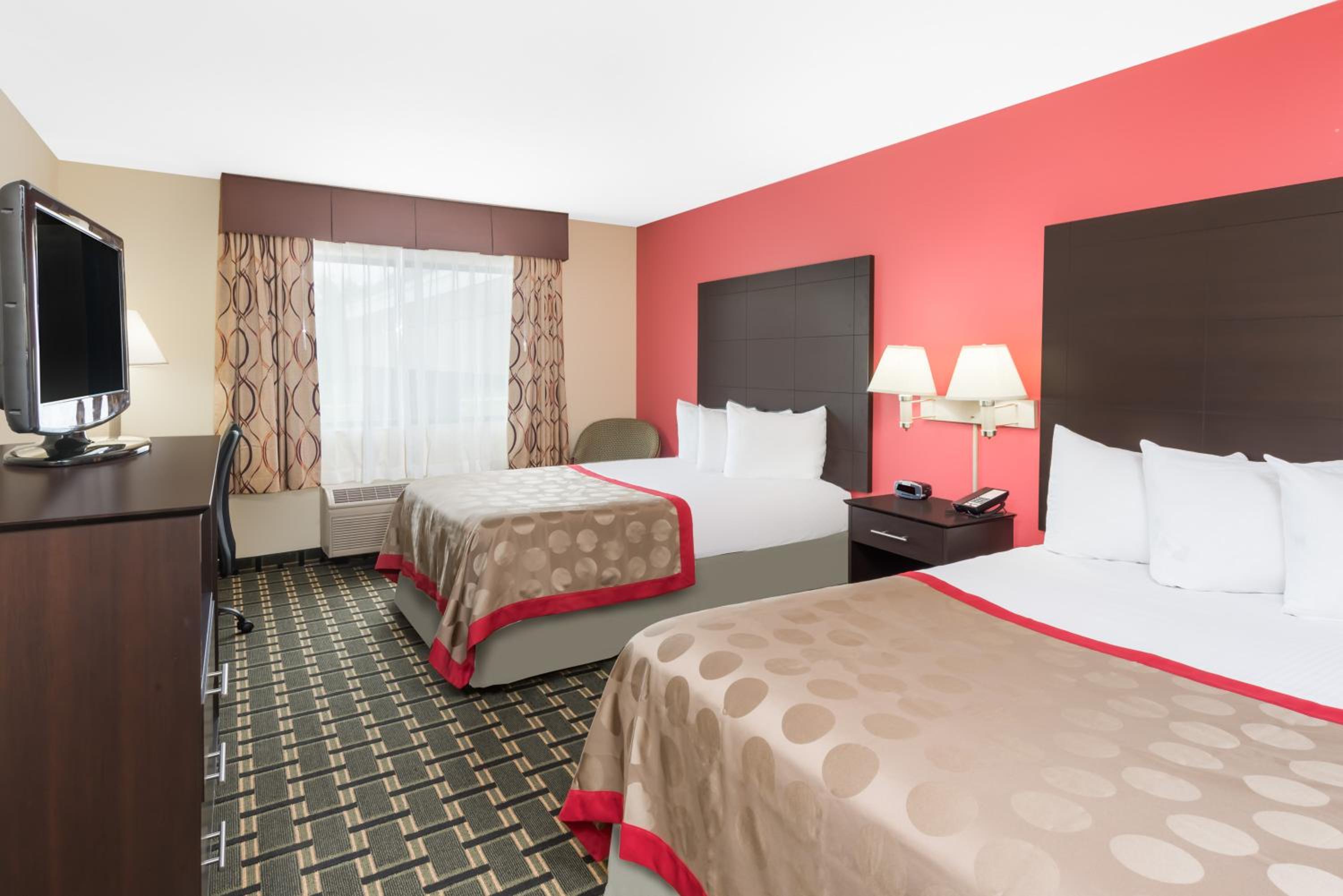 Double Room with Two Double Beds - Non-Smoking - Photo 2