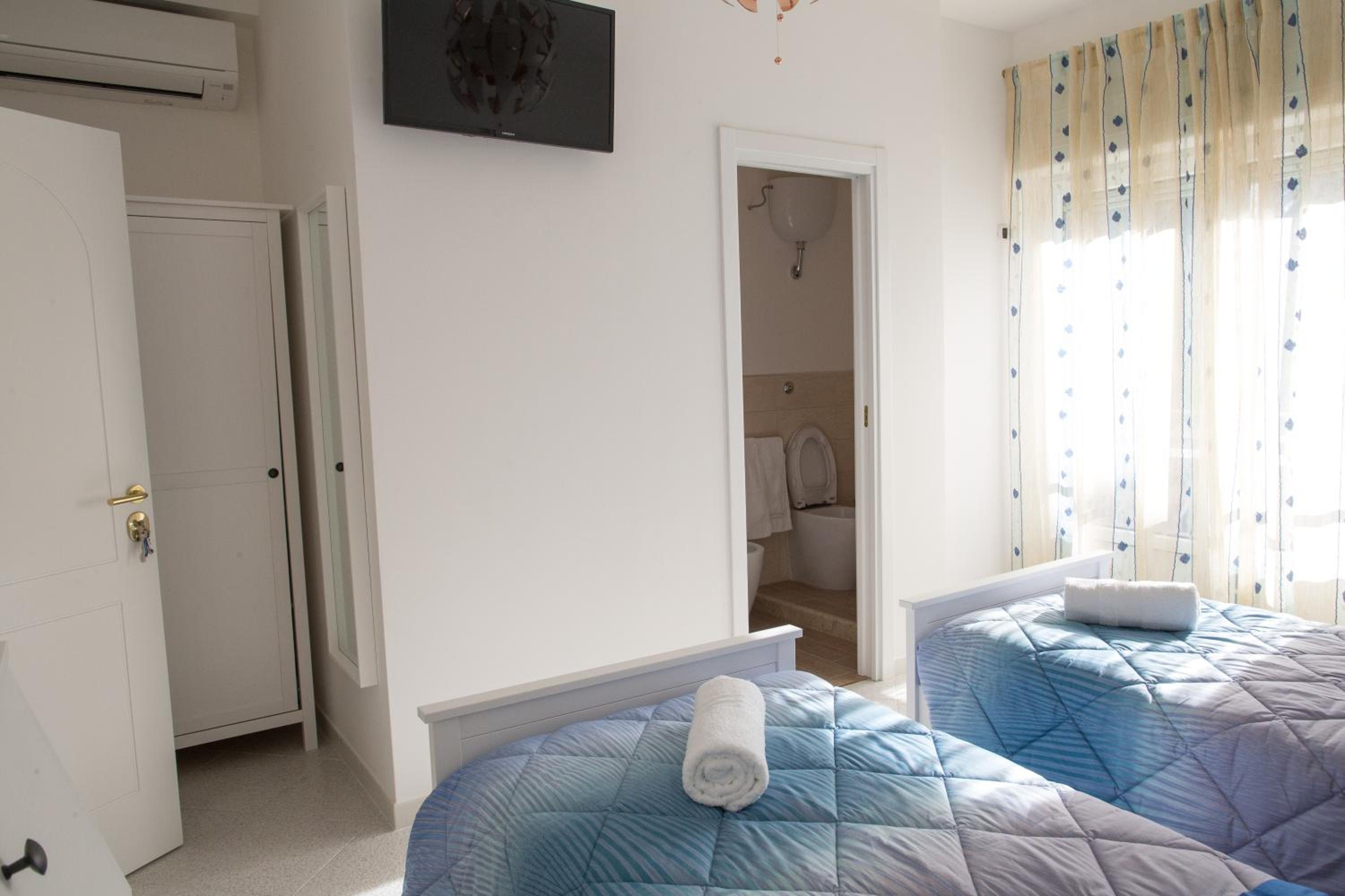Twin Room with Garden View photo 2