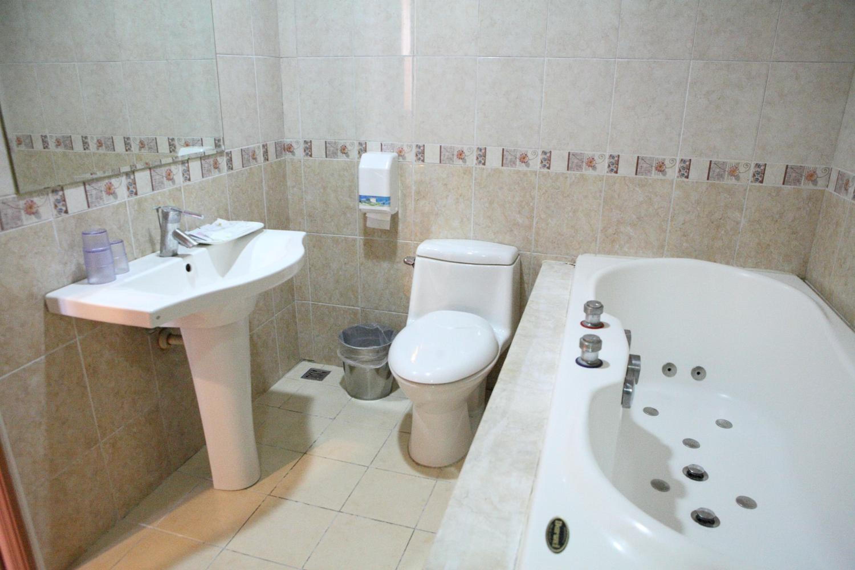 Superior Triple Room photo 2