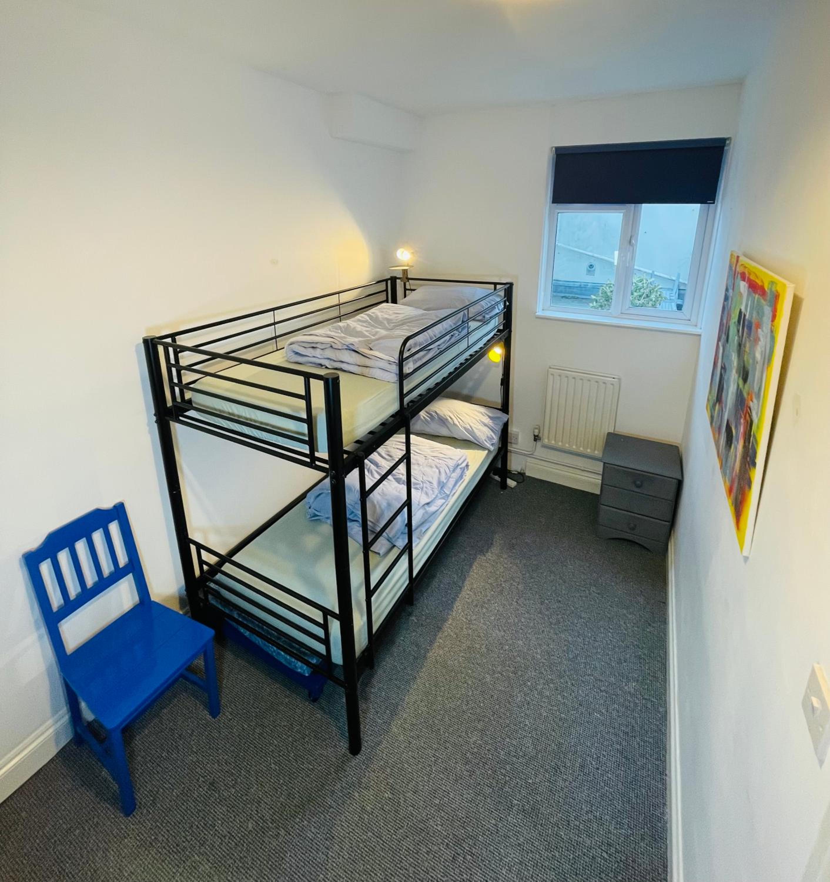 Standard Twin Room with Shared Bathroom