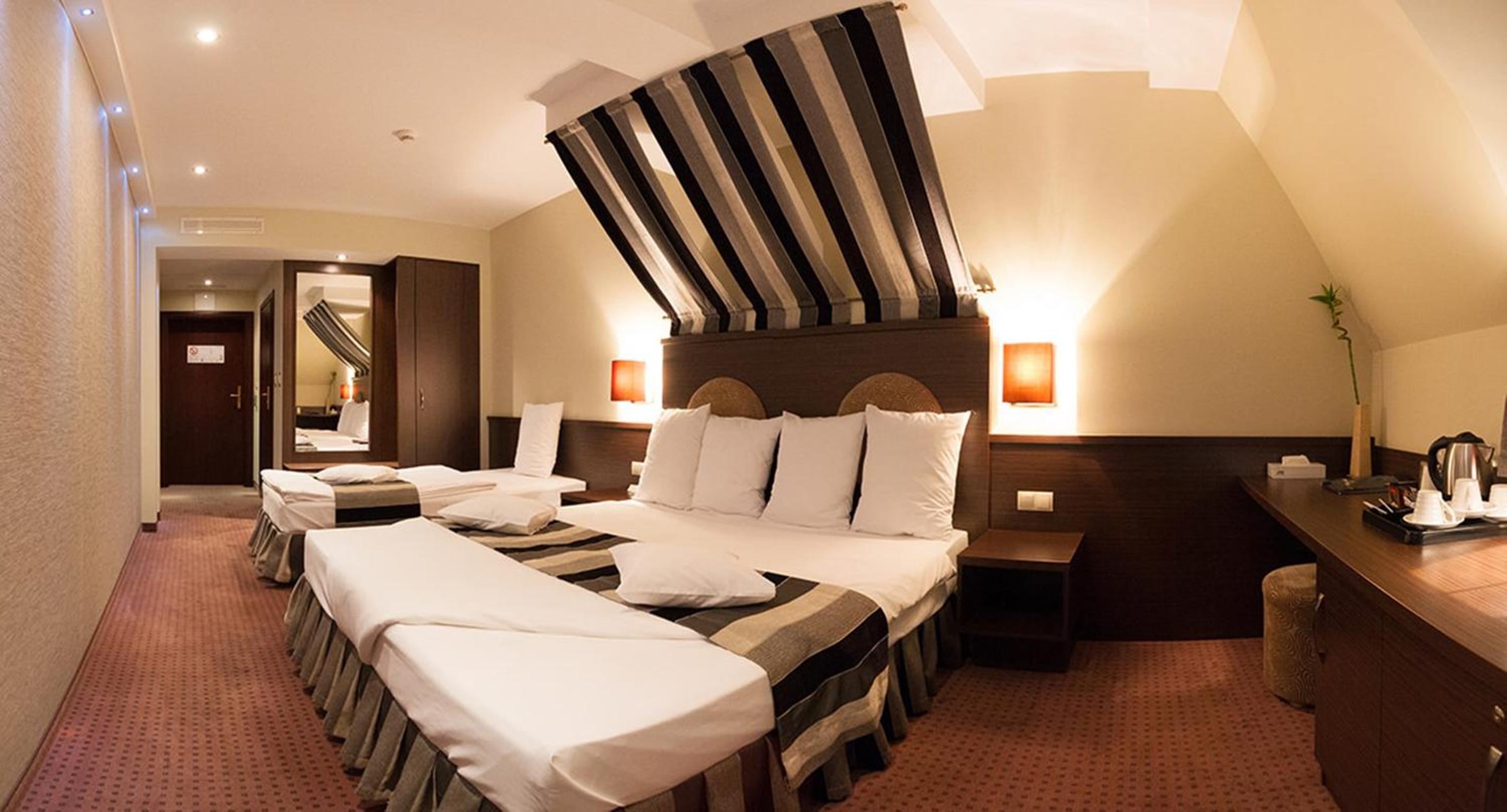 Triple Room photo 2