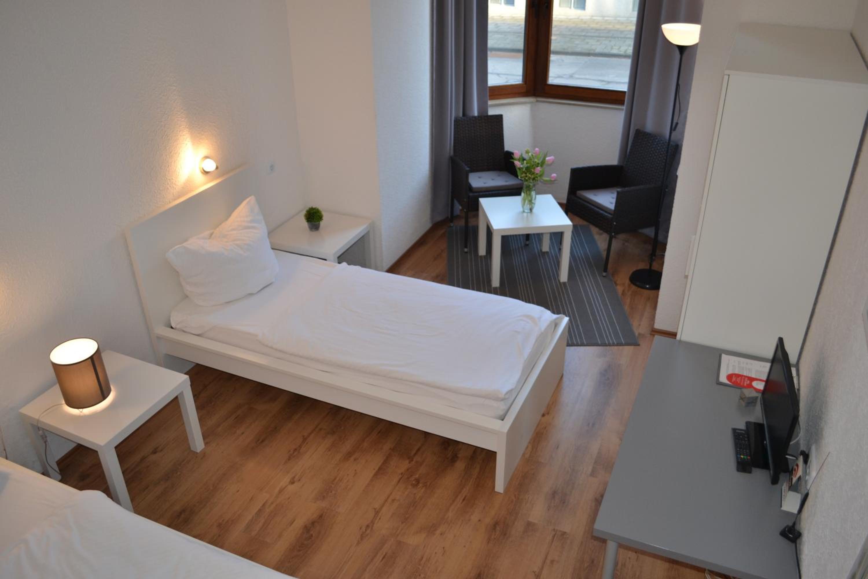 Double Room with Private Bathroom photo 3