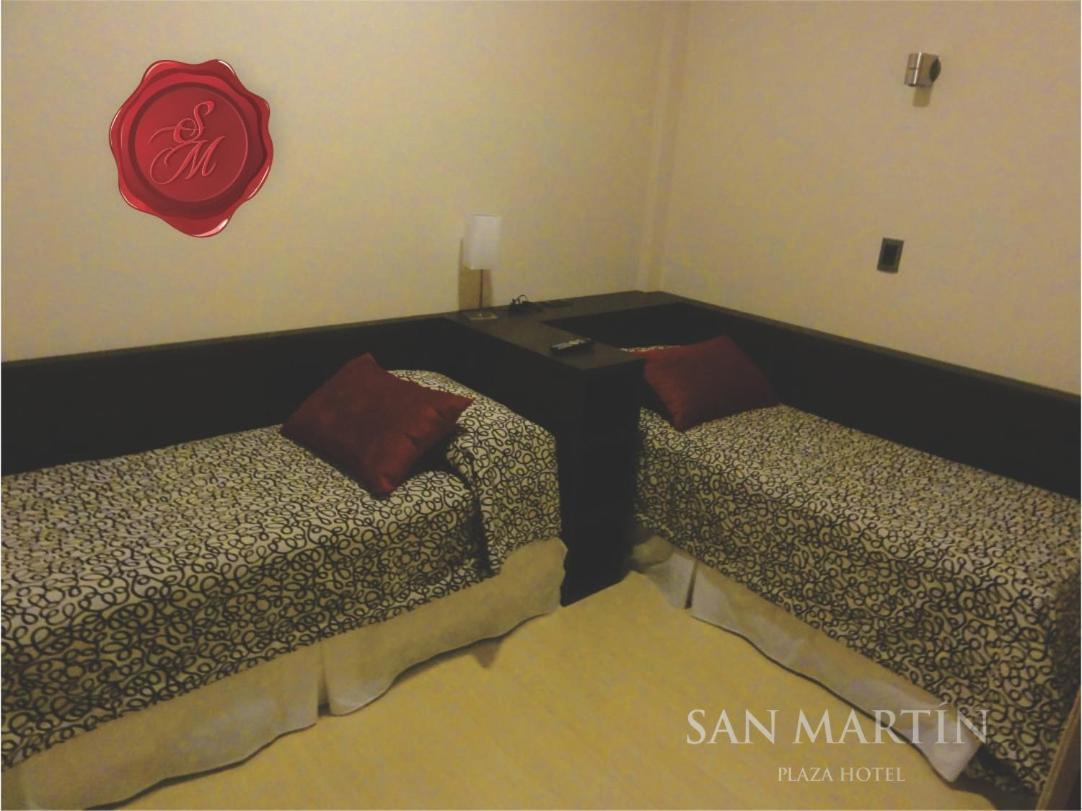 Superior Family Room photo 2