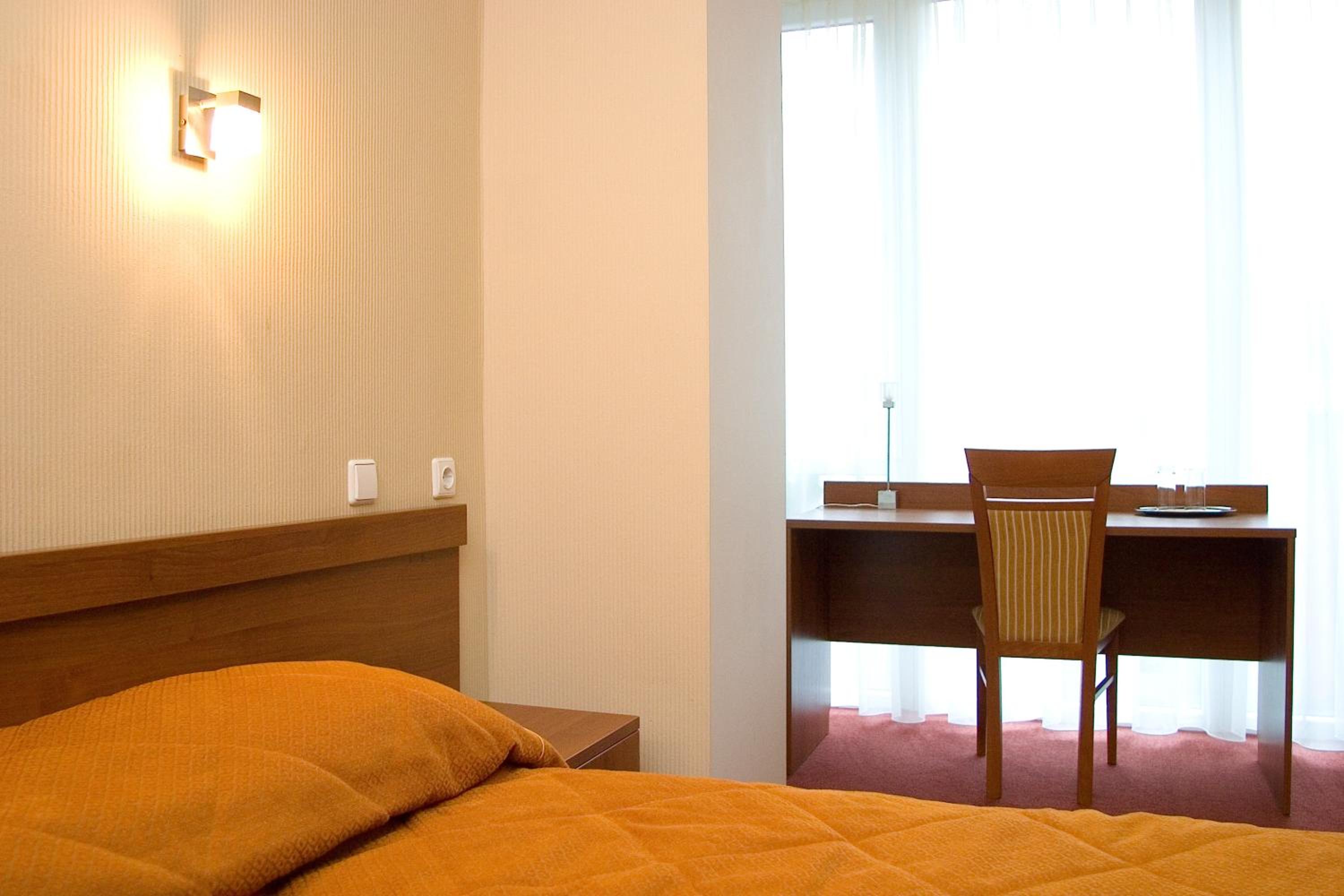 Superior Double or Twin Room - Photo 8