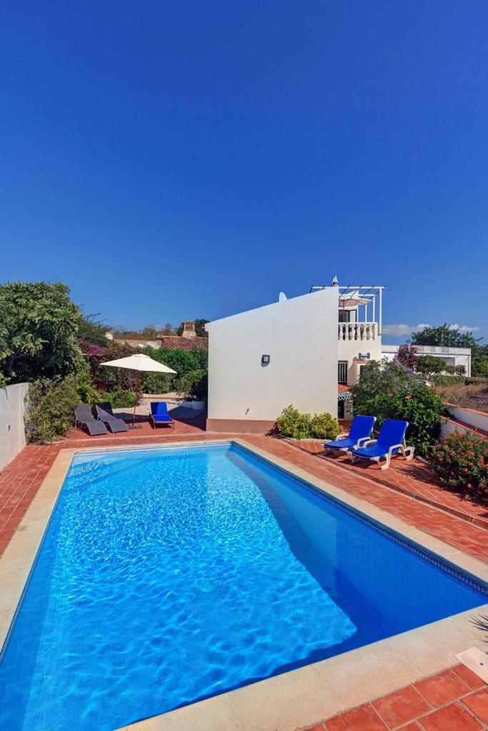 Three-Bedroom Villa photo 2
