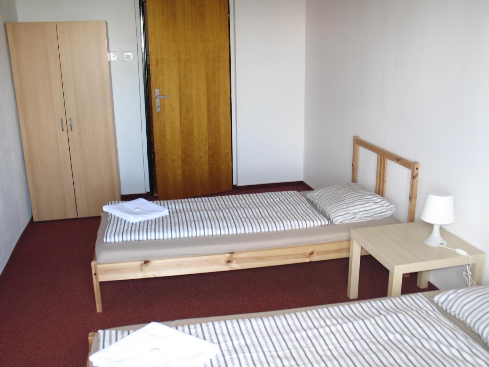 Twin Room with Shared Shower and Toilet photo 1