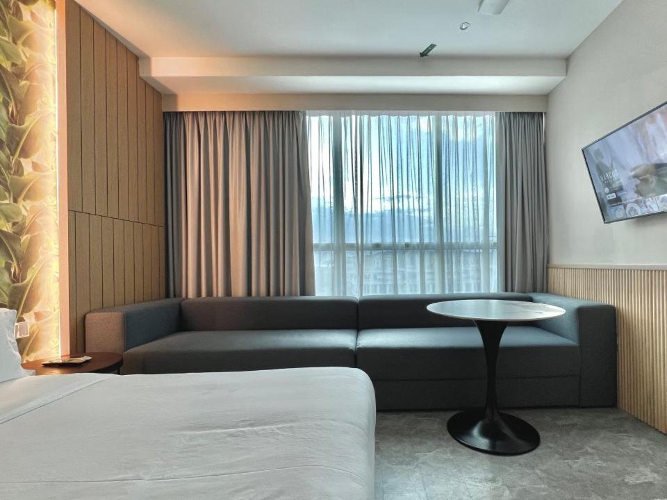 Queen Room - Photo 3