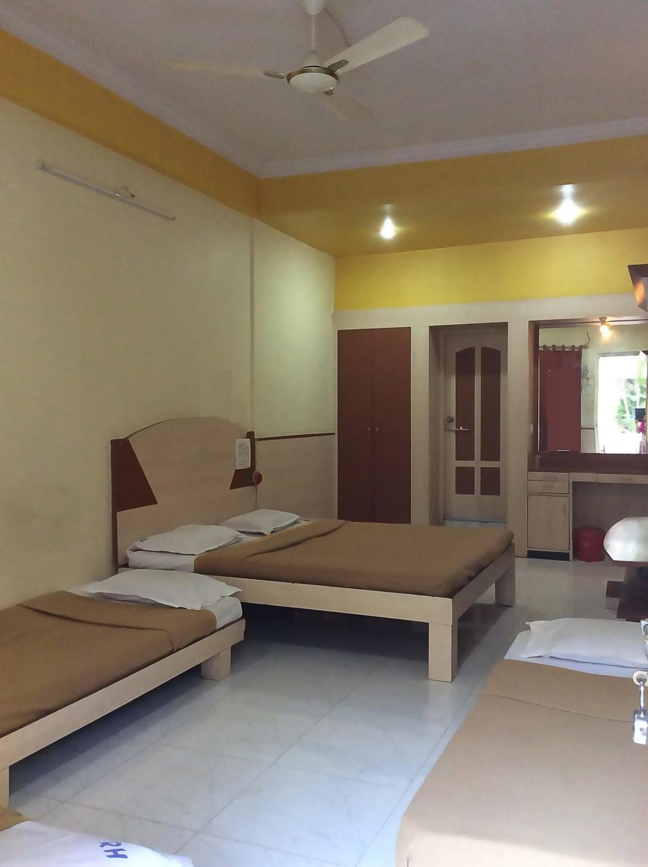 Deluxe Quadruple Room