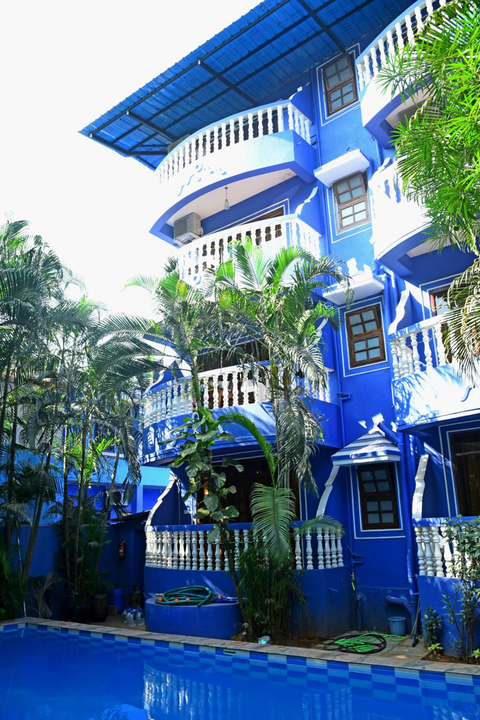 Deluxe Double Room with Balcony - Photo 2